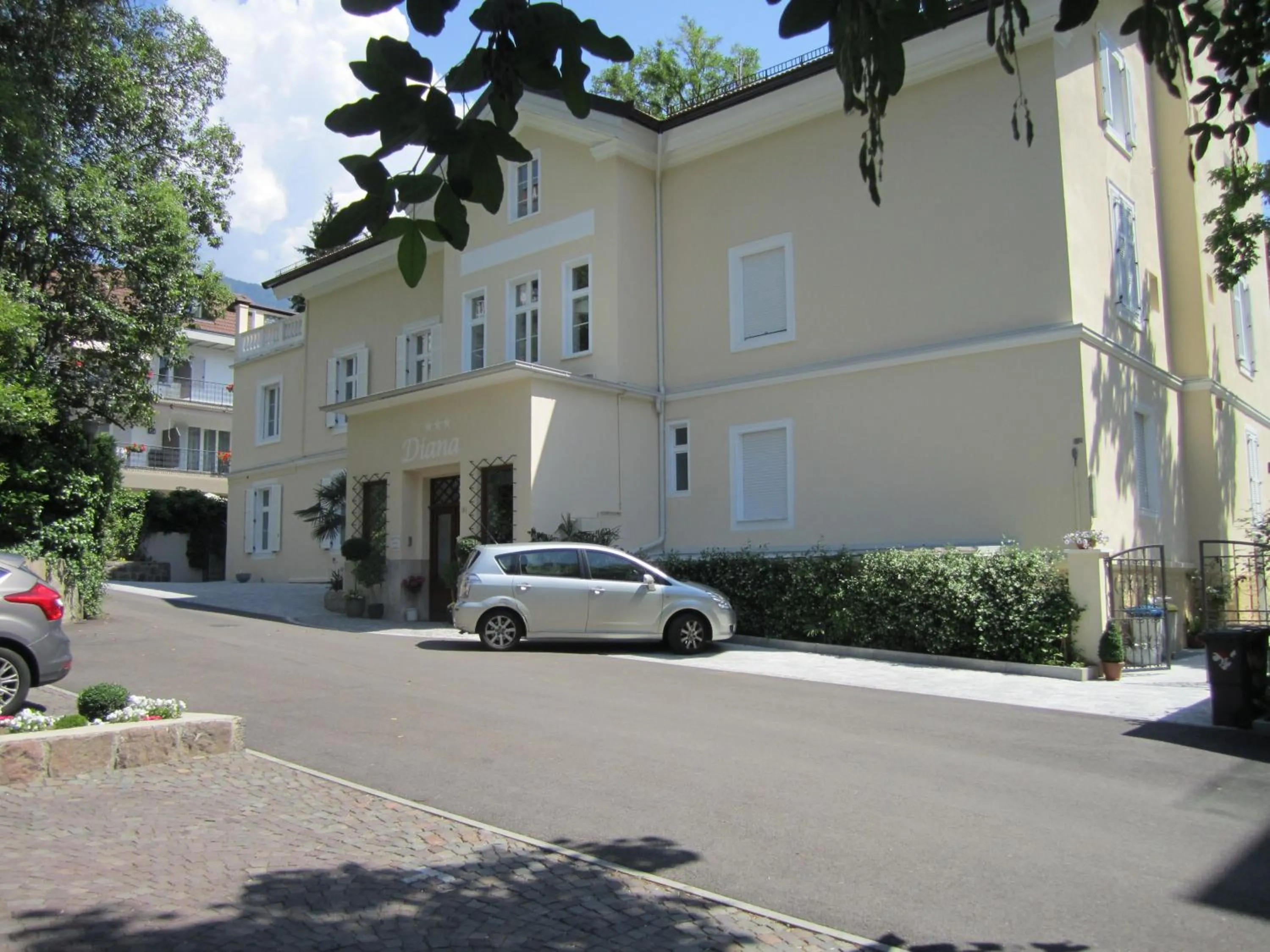 Property building in Residence Diana