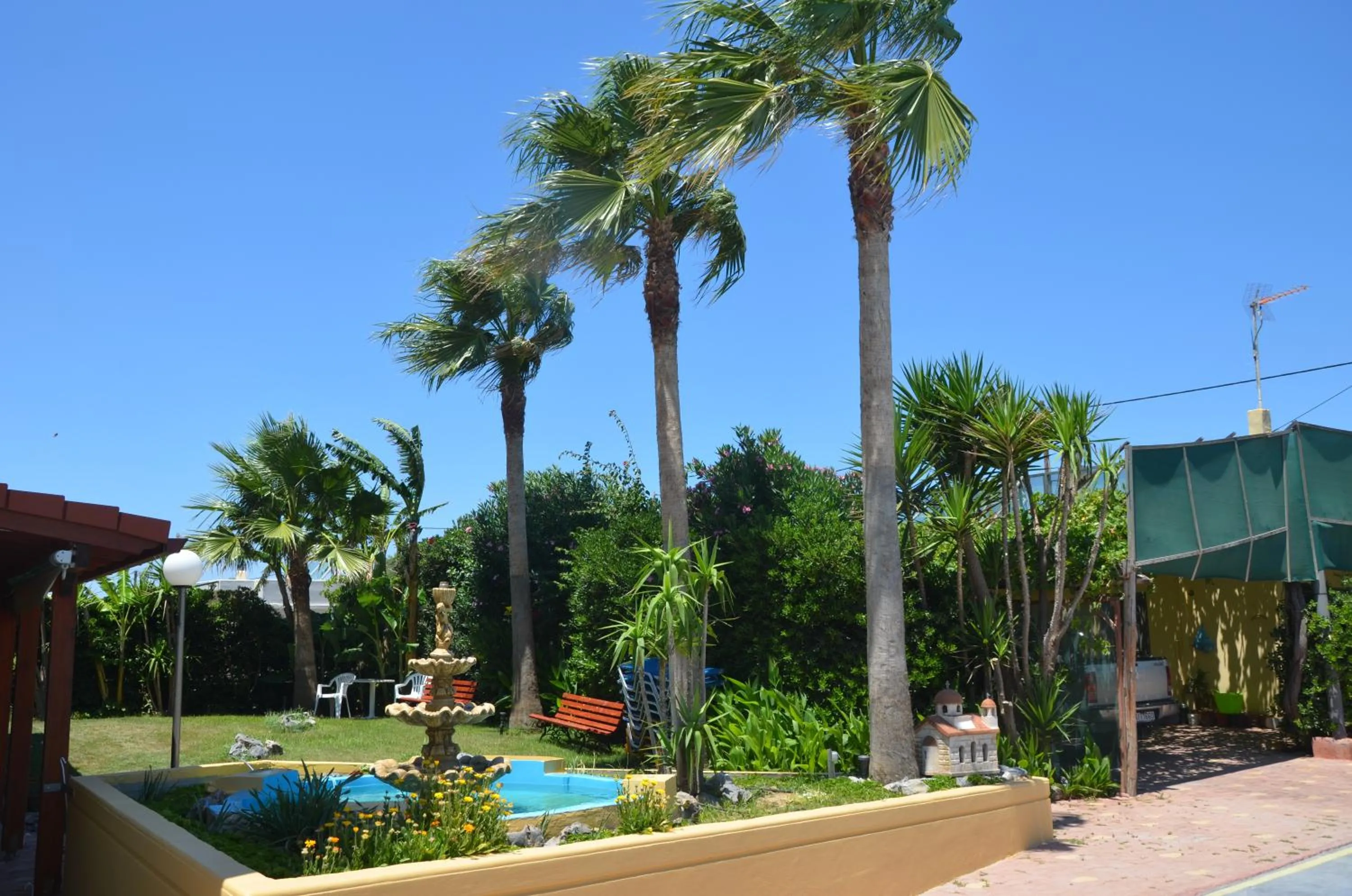 Garden in Thalassa Apartments