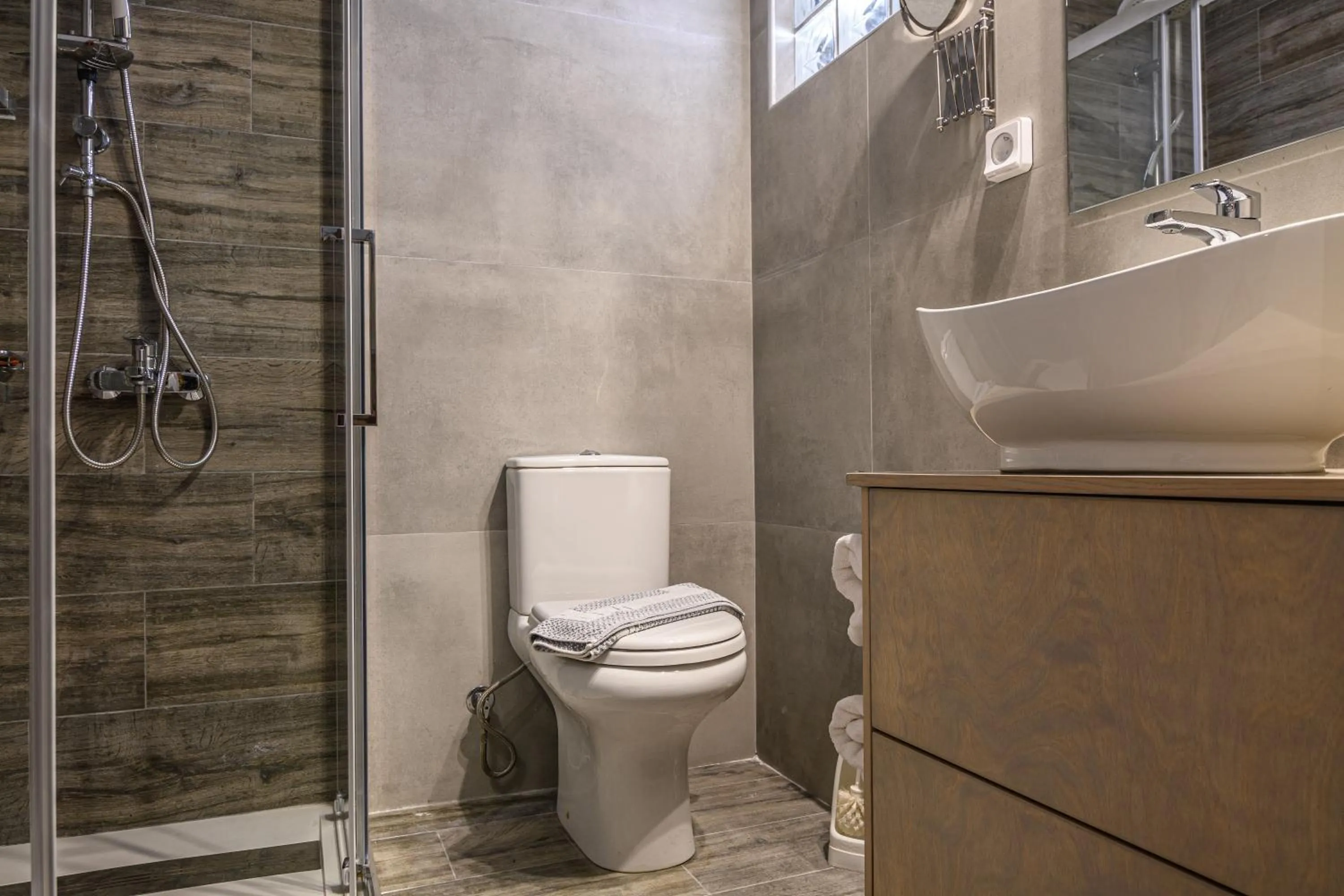 Shower in Thalassa Apartments