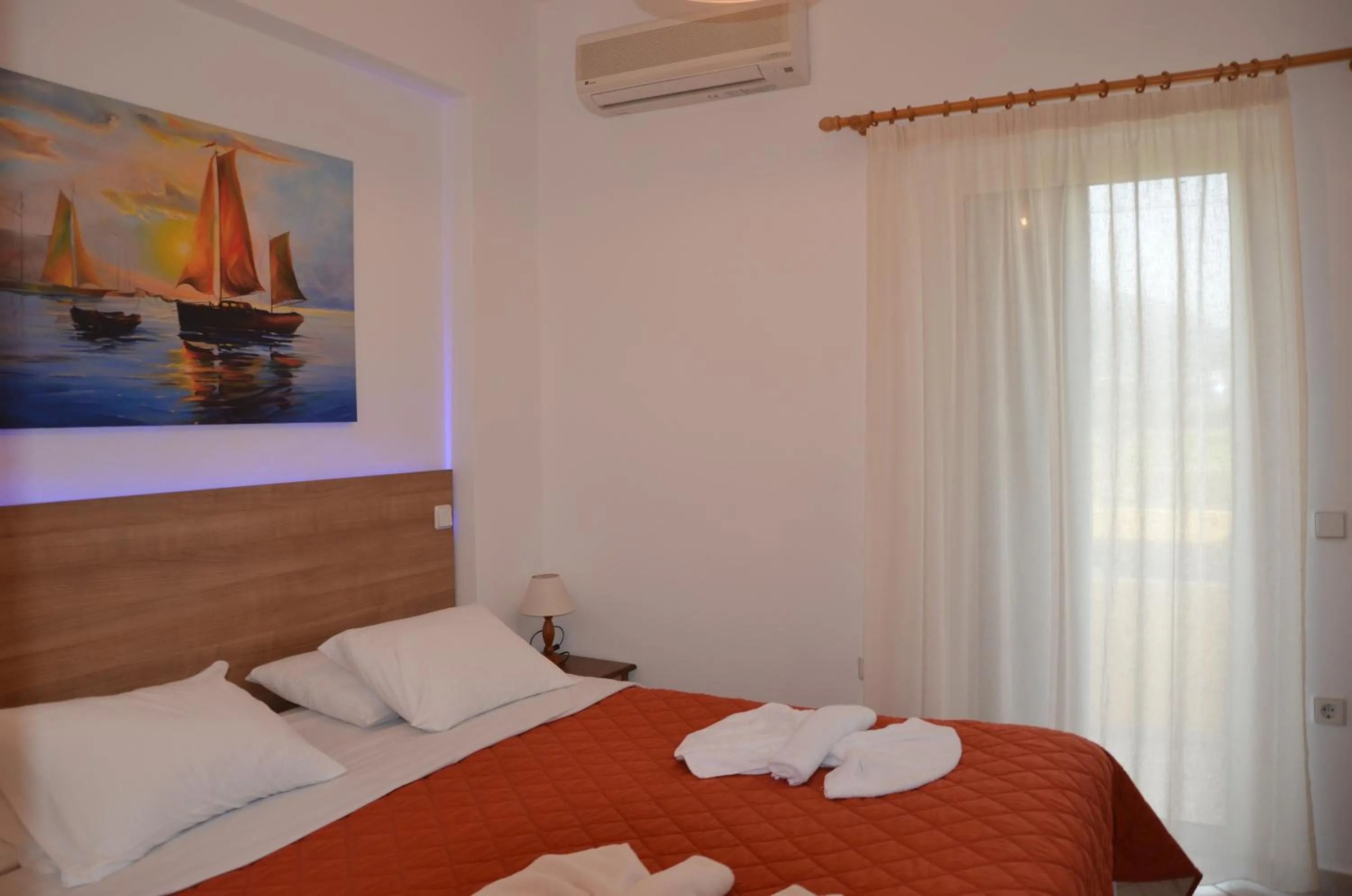 Bed in Thalassa Apartments
