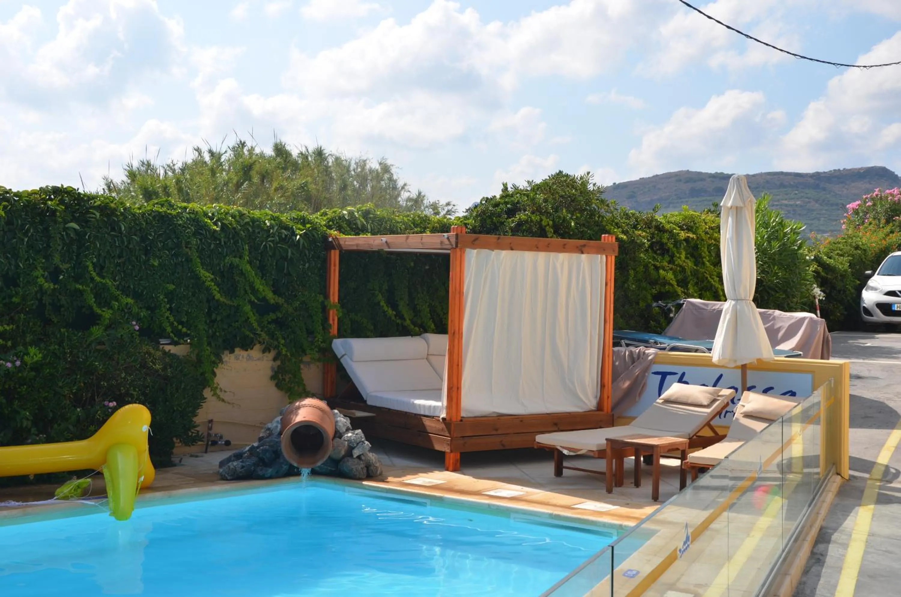 Swimming pool in Thalassa Apartments