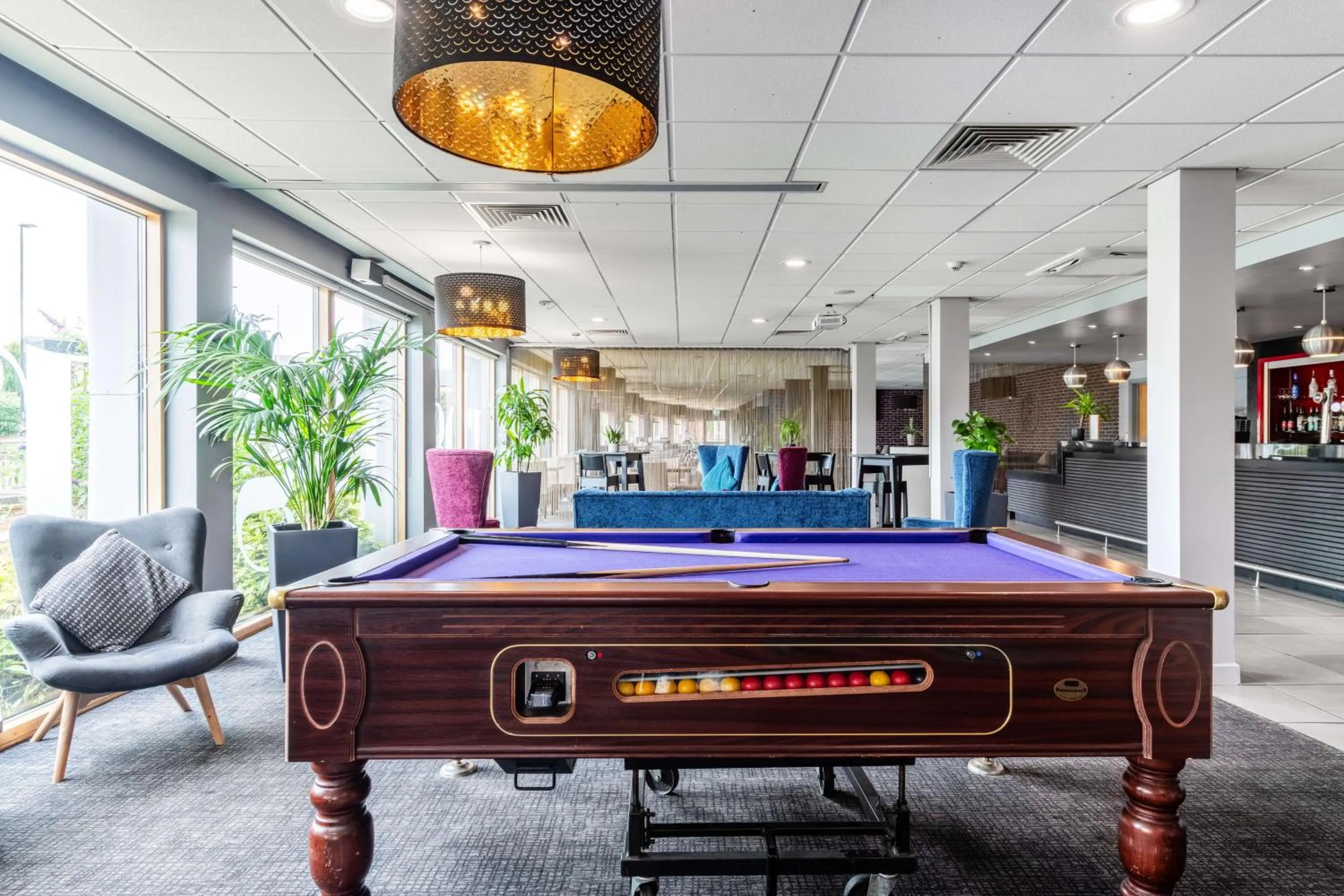 Lounge or bar in Park Inn by Radisson Peterborough