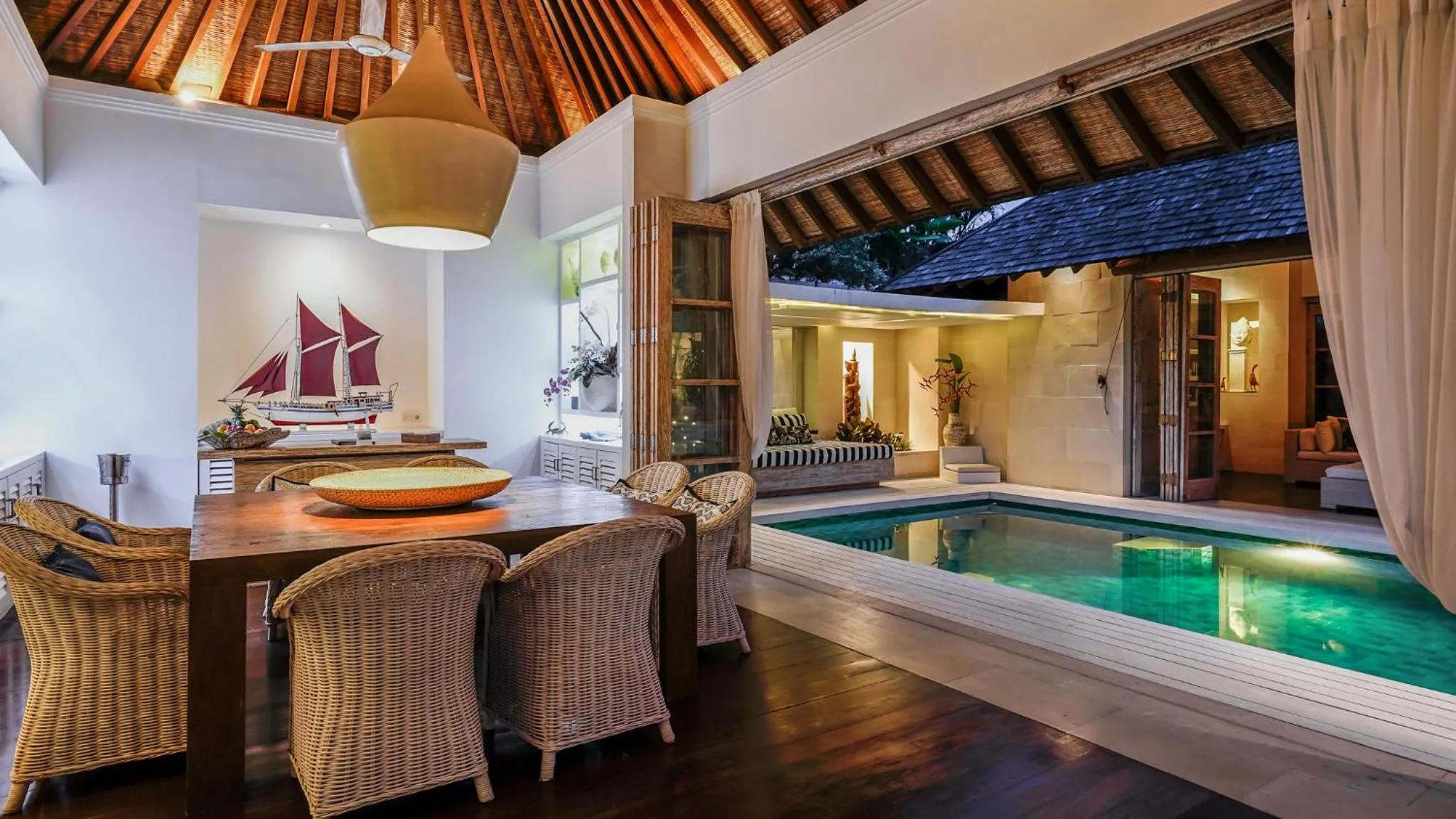 Seating area in Villa Jajaliluna