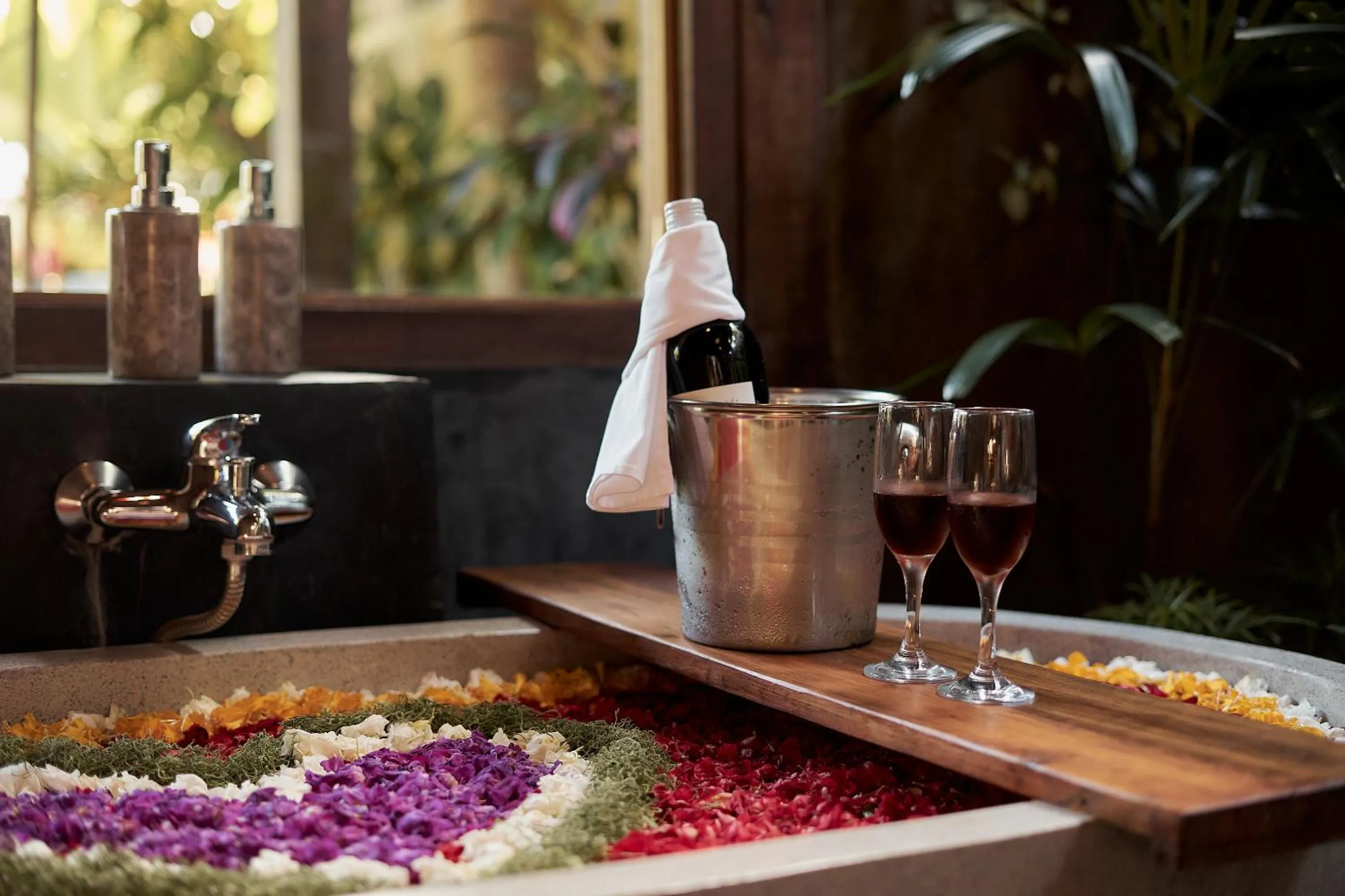 Drinks in Kawan Antique Ubud Villa