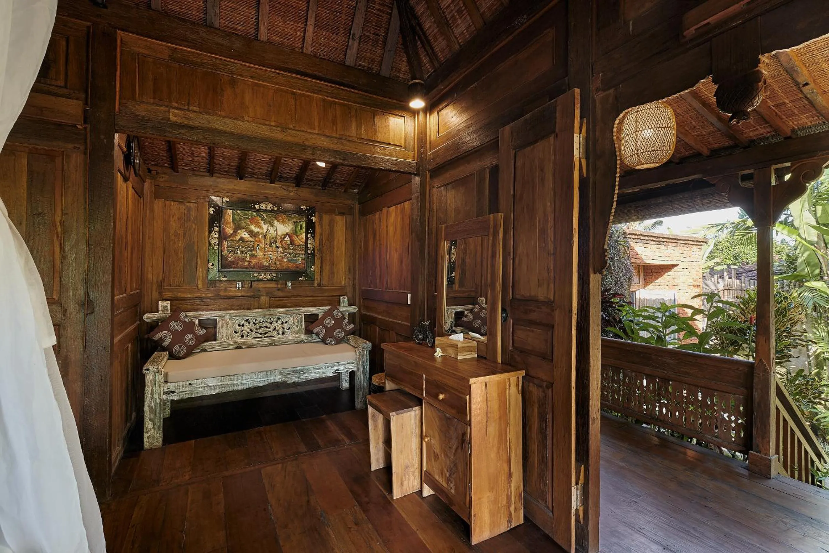 Balcony/Terrace, Bed in Kawan Antique Ubud Villa