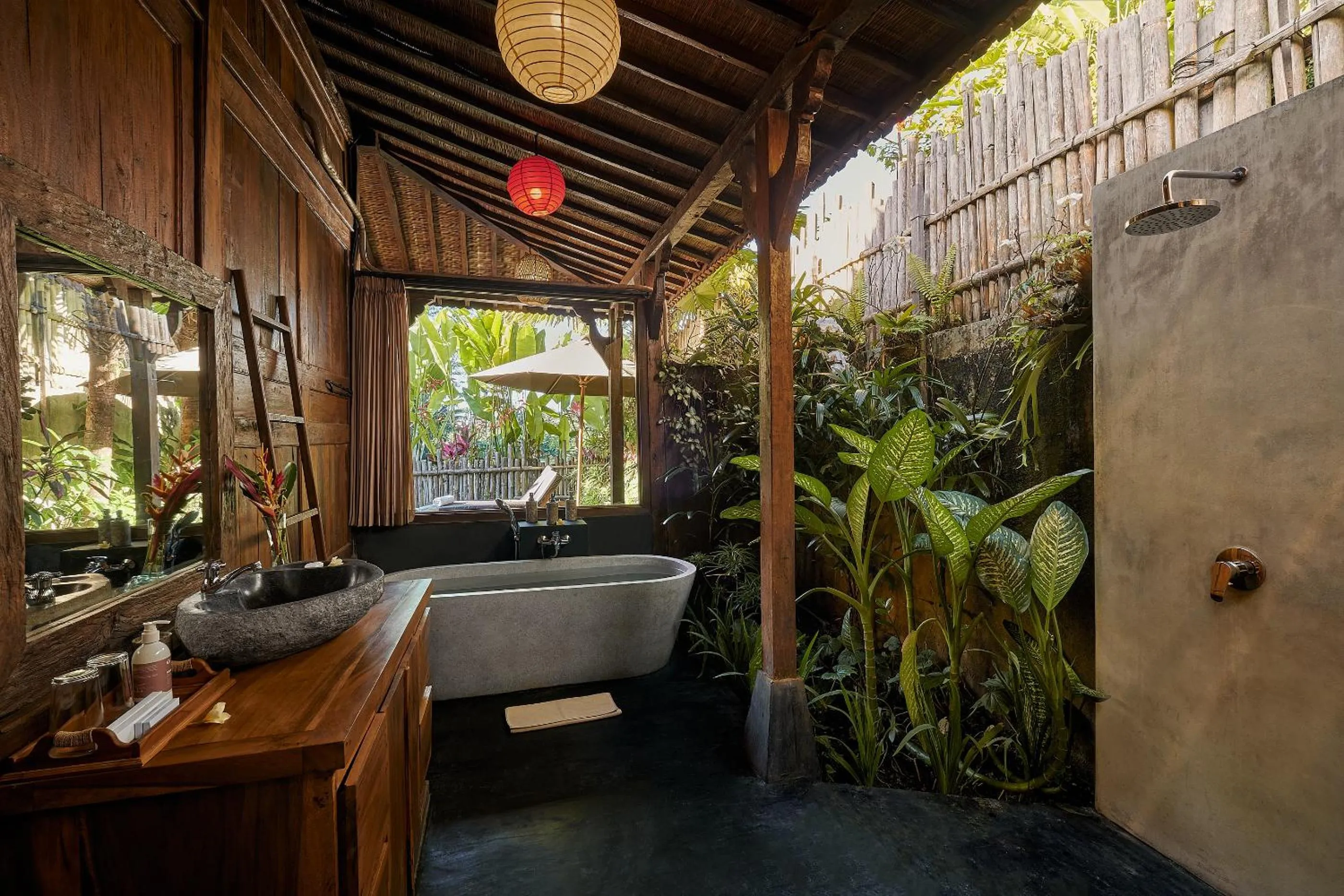 Bathroom in Kawan Antique Ubud Villa