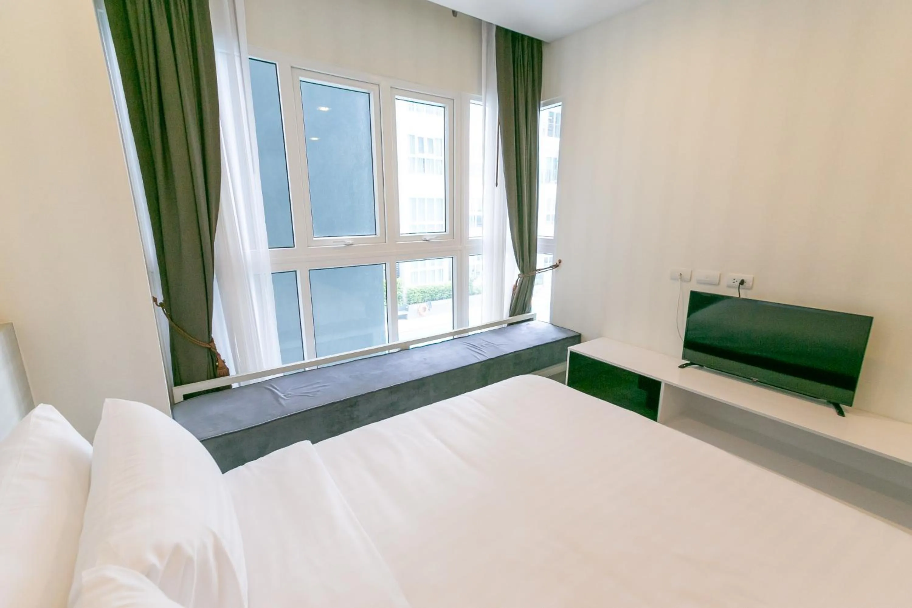 Bed in Locals Prio ChiangMai Central Airport Plaza