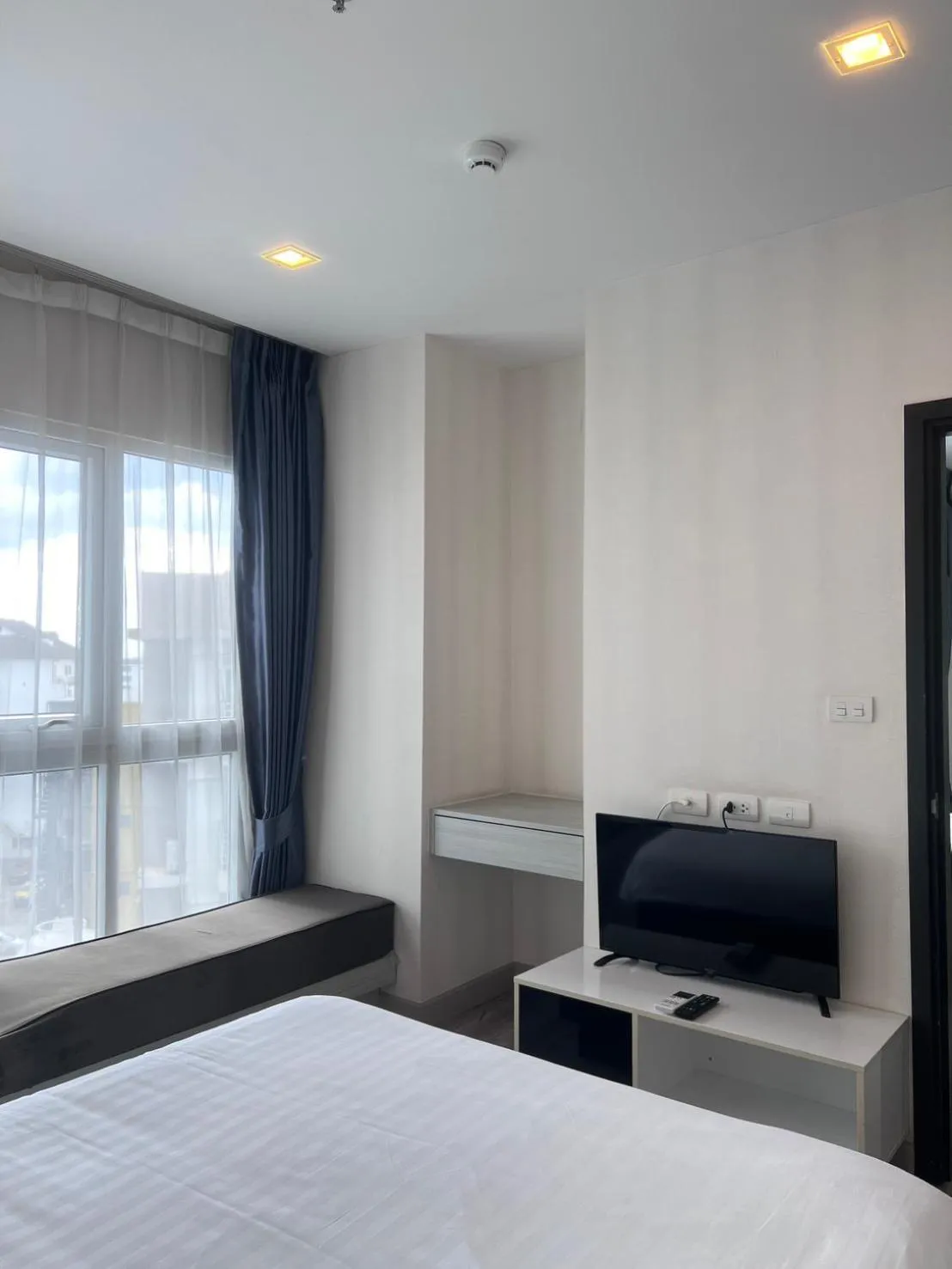 Bed in Locals Prio ChiangMai Central Airport Plaza