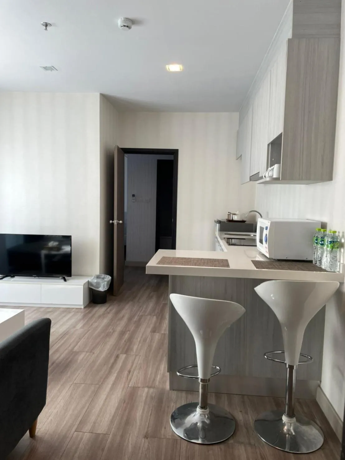 Kitchen or kitchenette in Locals Prio ChiangMai Central Airport Plaza