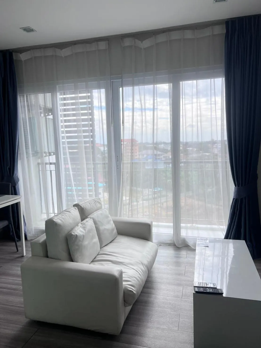 Living room in Locals Prio ChiangMai Central Airport Plaza