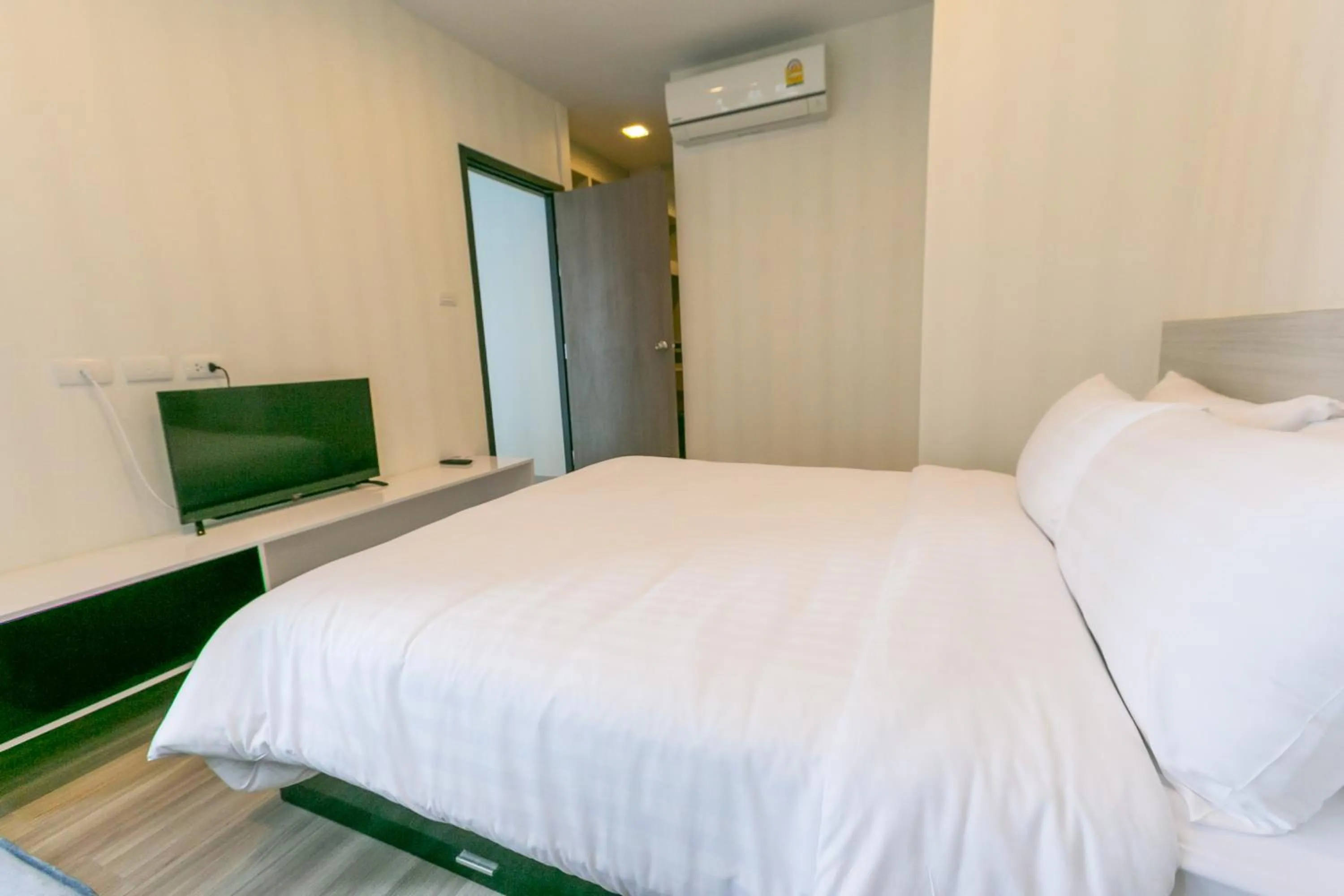 Bed in Locals Prio ChiangMai Central Airport Plaza