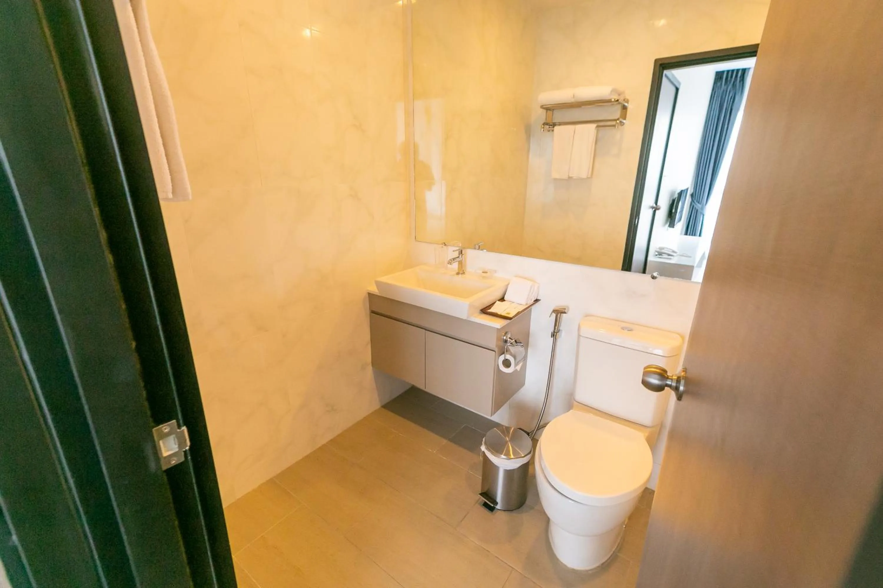 Bathroom in Locals Prio ChiangMai Central Airport Plaza