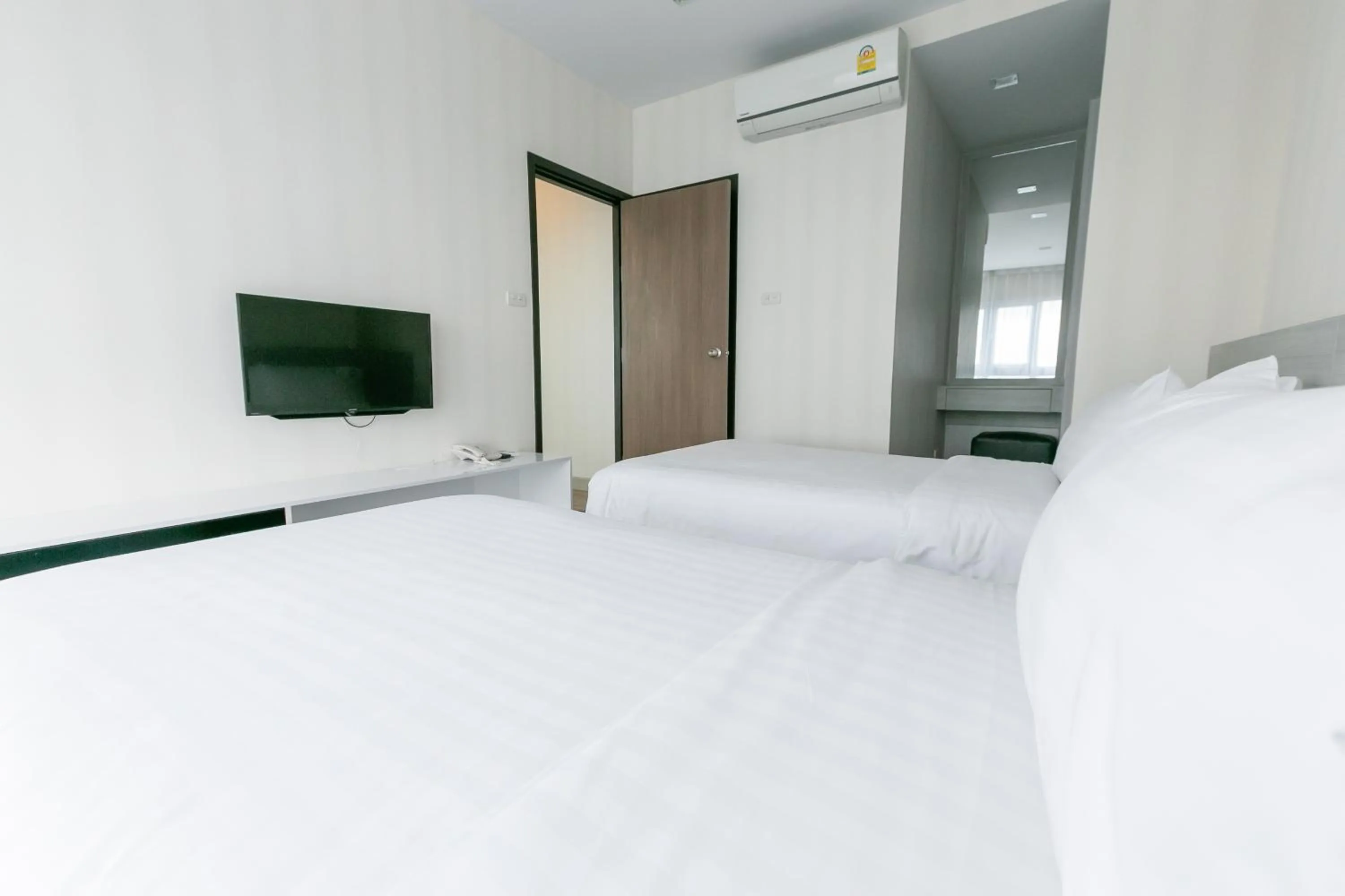 Bedroom, Bed in Locals Prio ChiangMai Central Airport Plaza