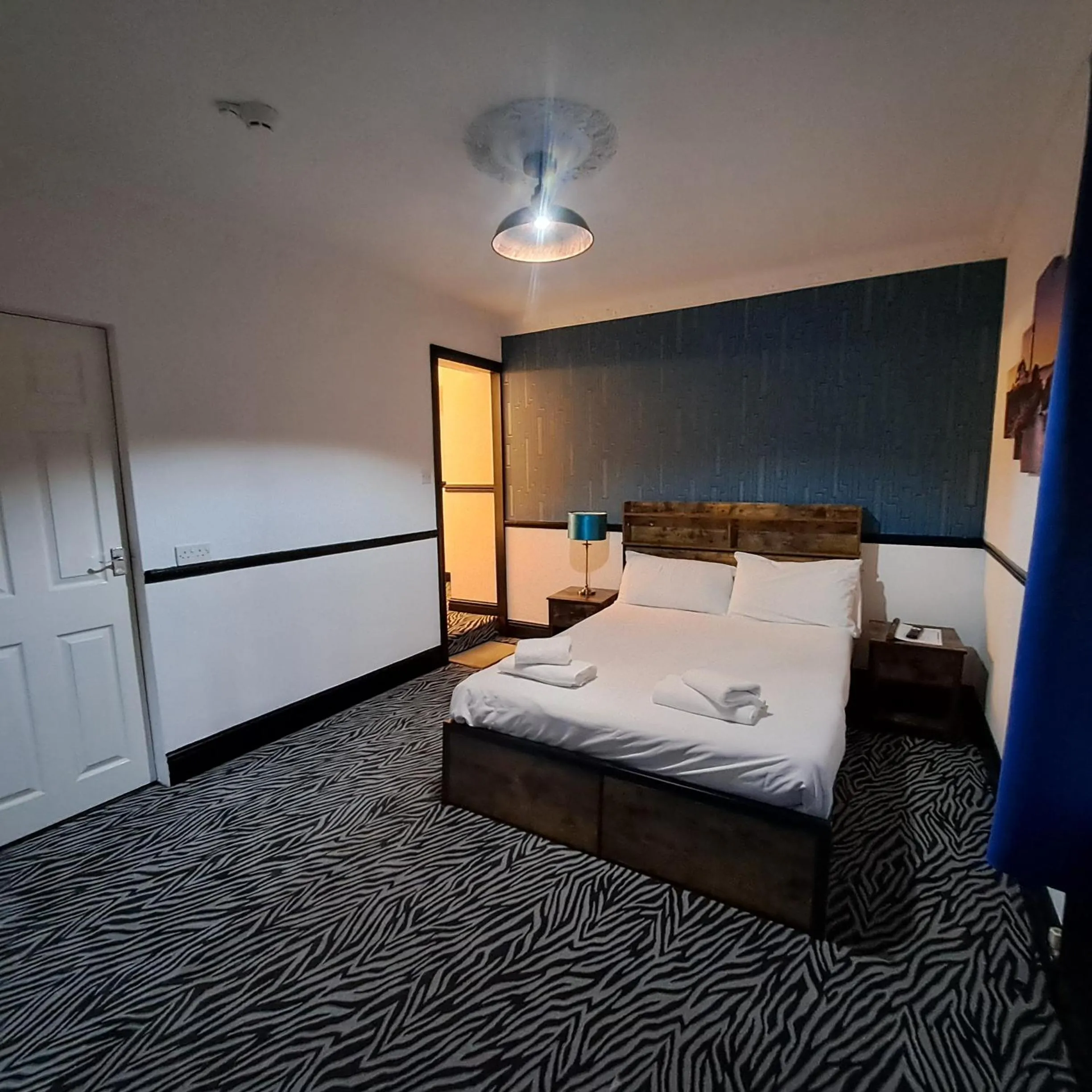 Bed in Boathouse Hotel