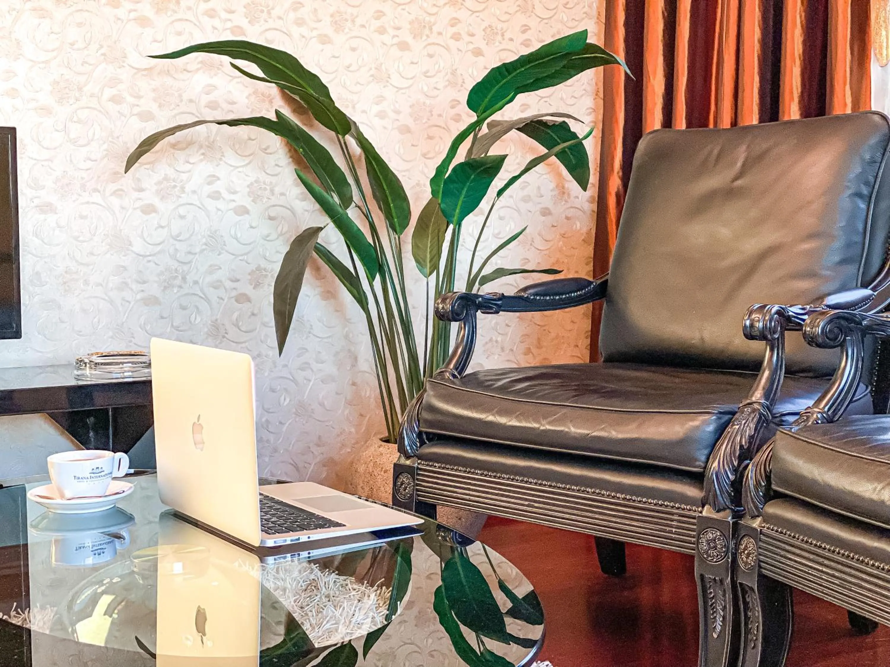 Living room in Tirana International Hotel & Conference Center