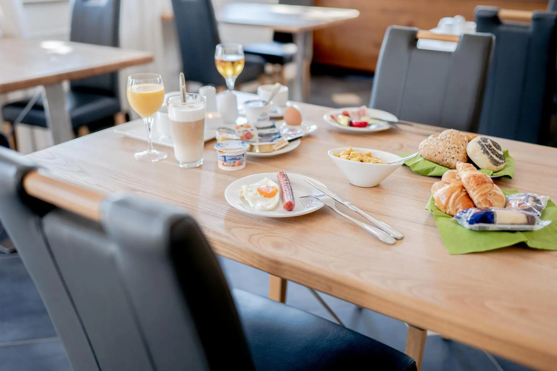 Breakfast in Hotel Donau-Ries