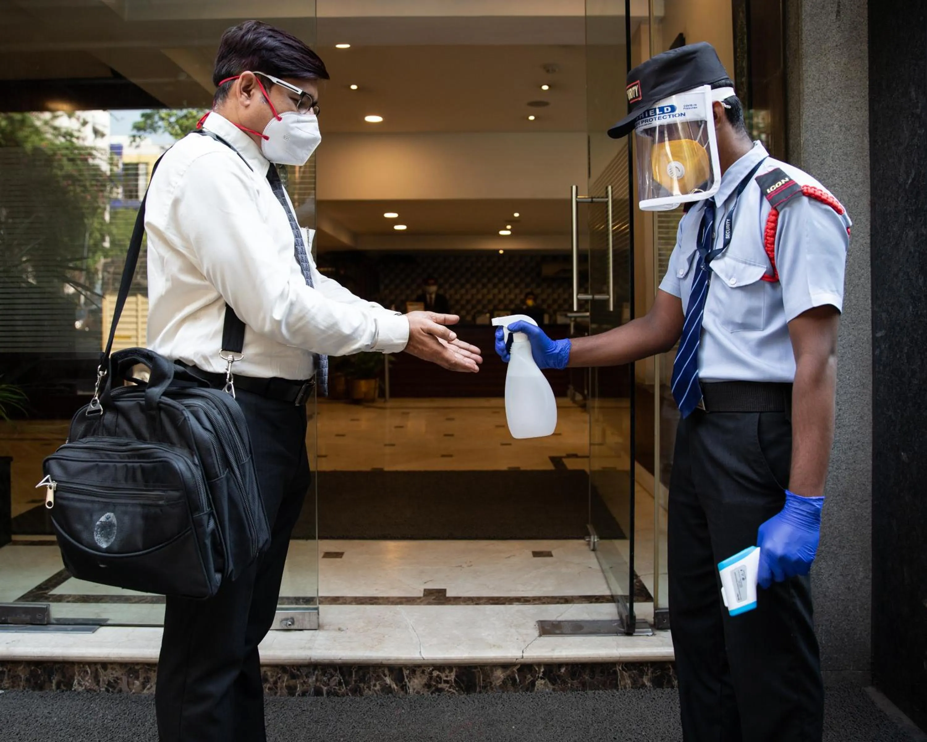 Property building in Hotel Casa Fortuna