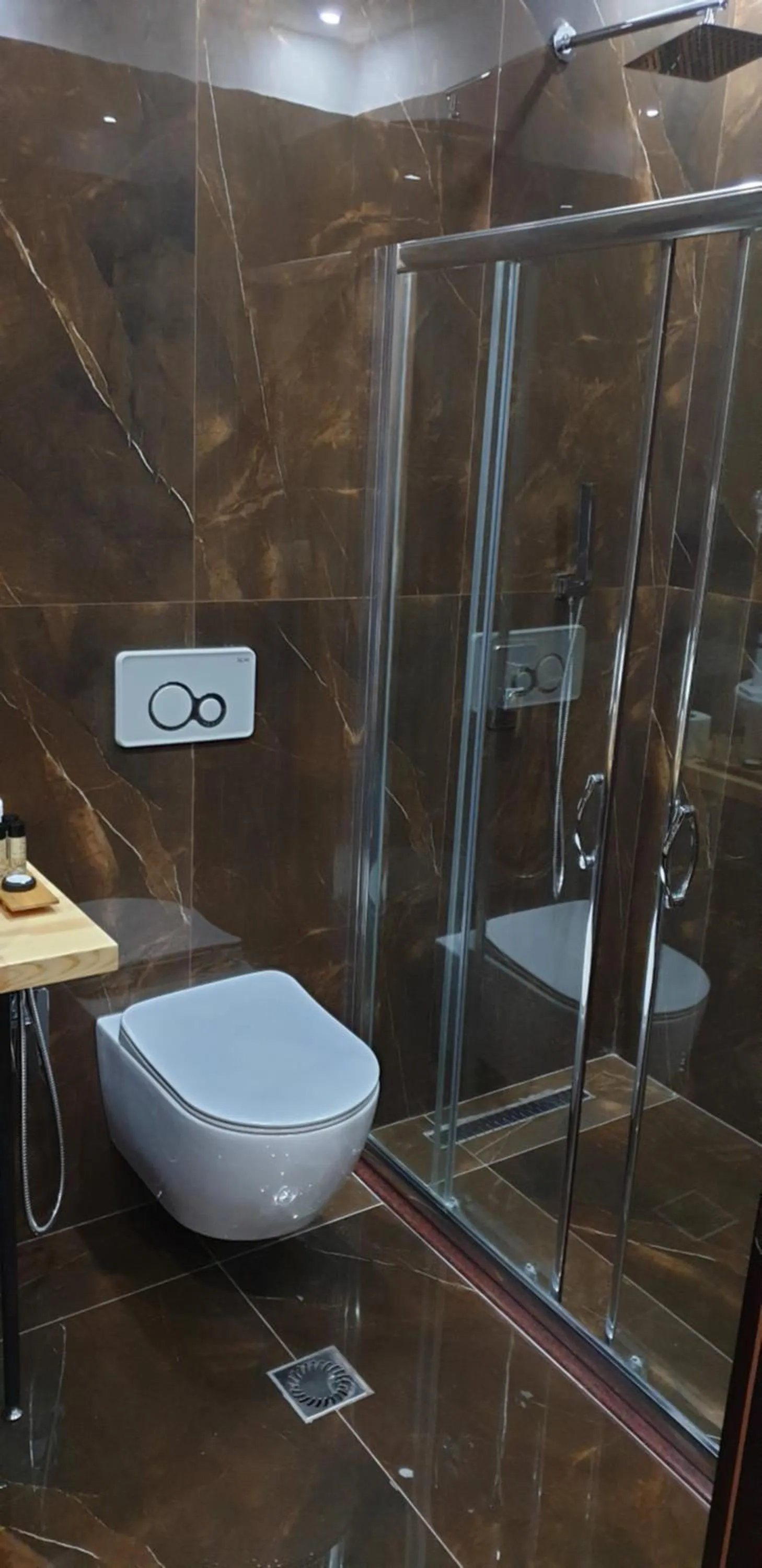 Bathroom in Comfort Hotel