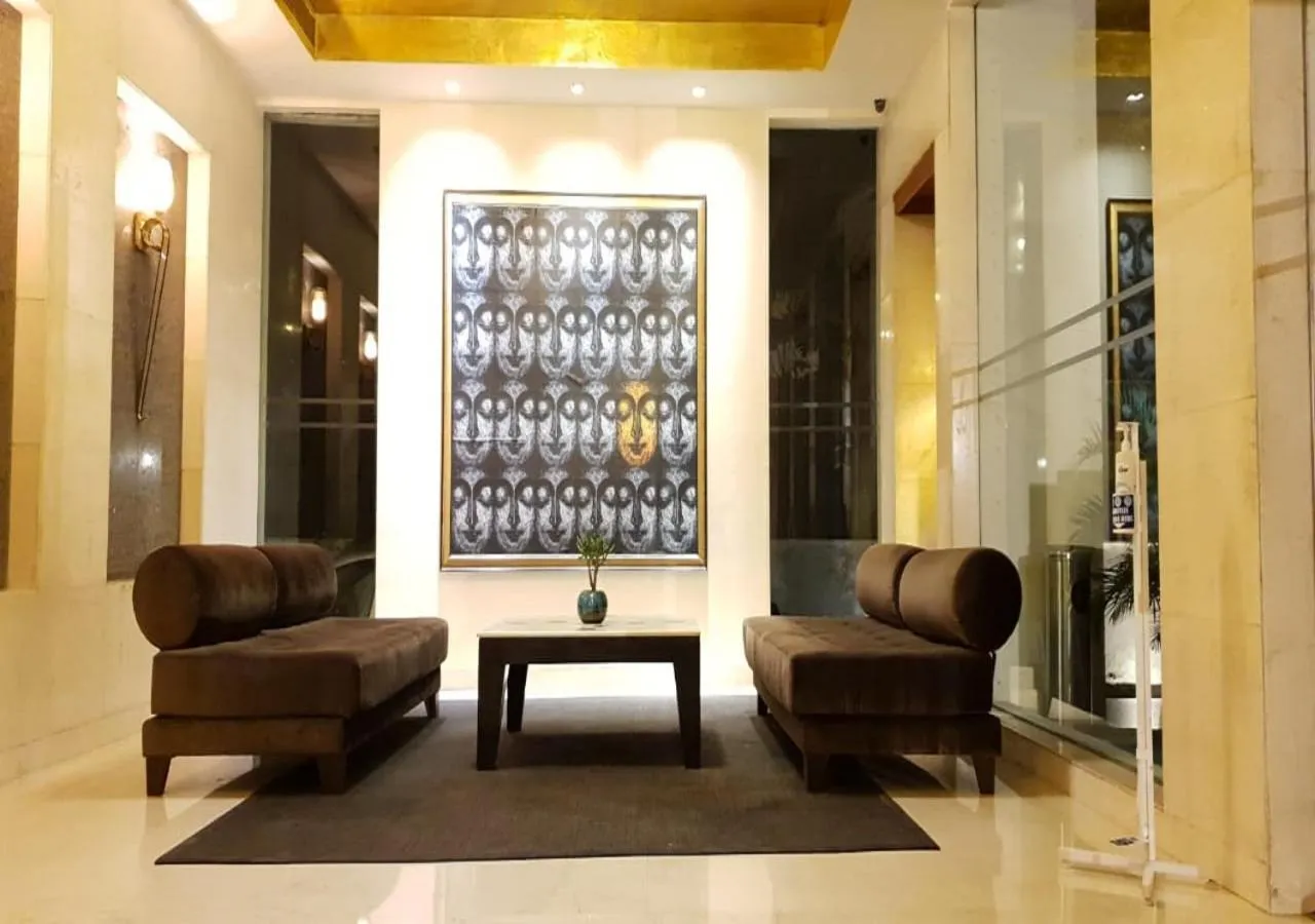 Lobby or reception in Udman Hotel Panchshila Park