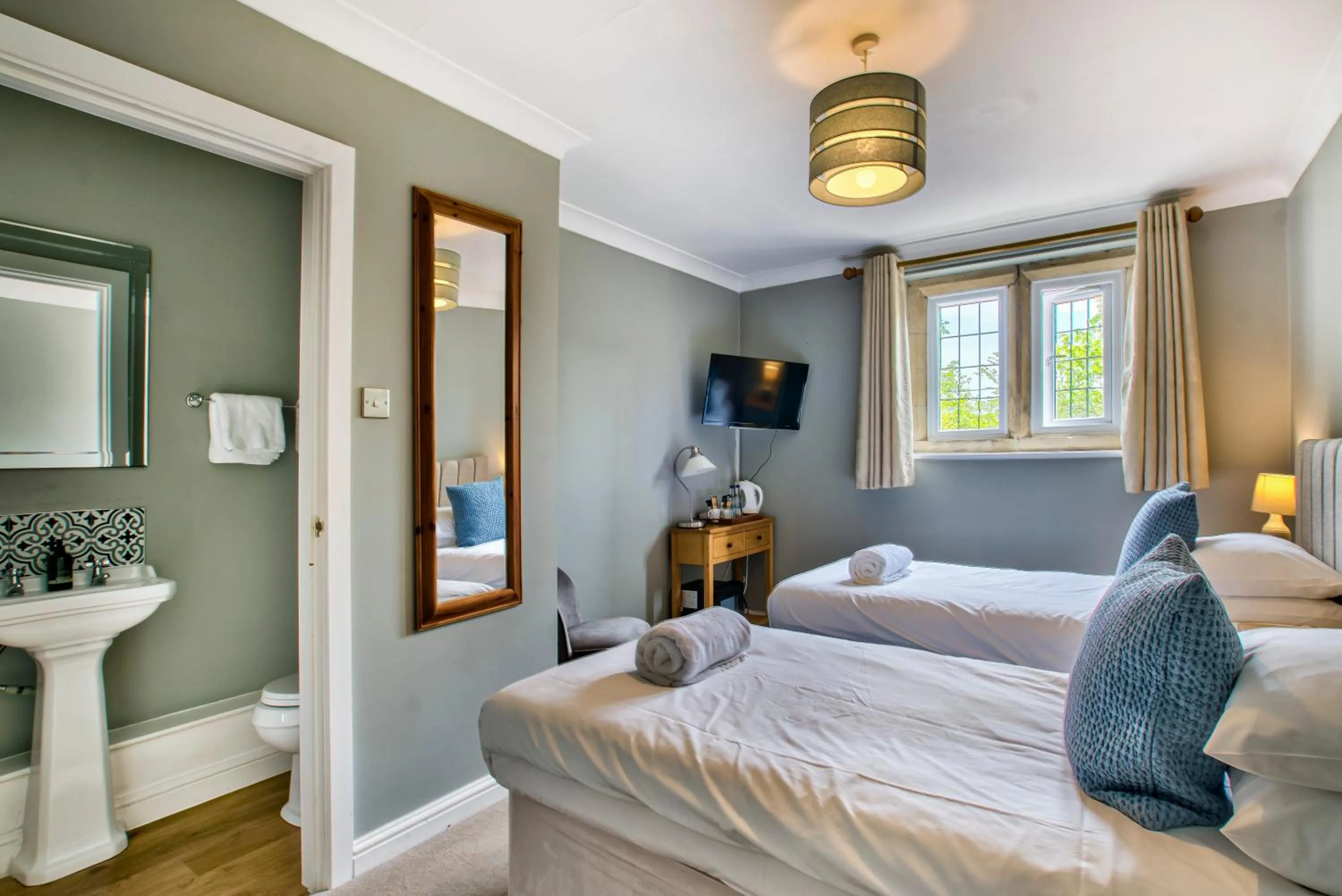 Bed in The Vines Hotel