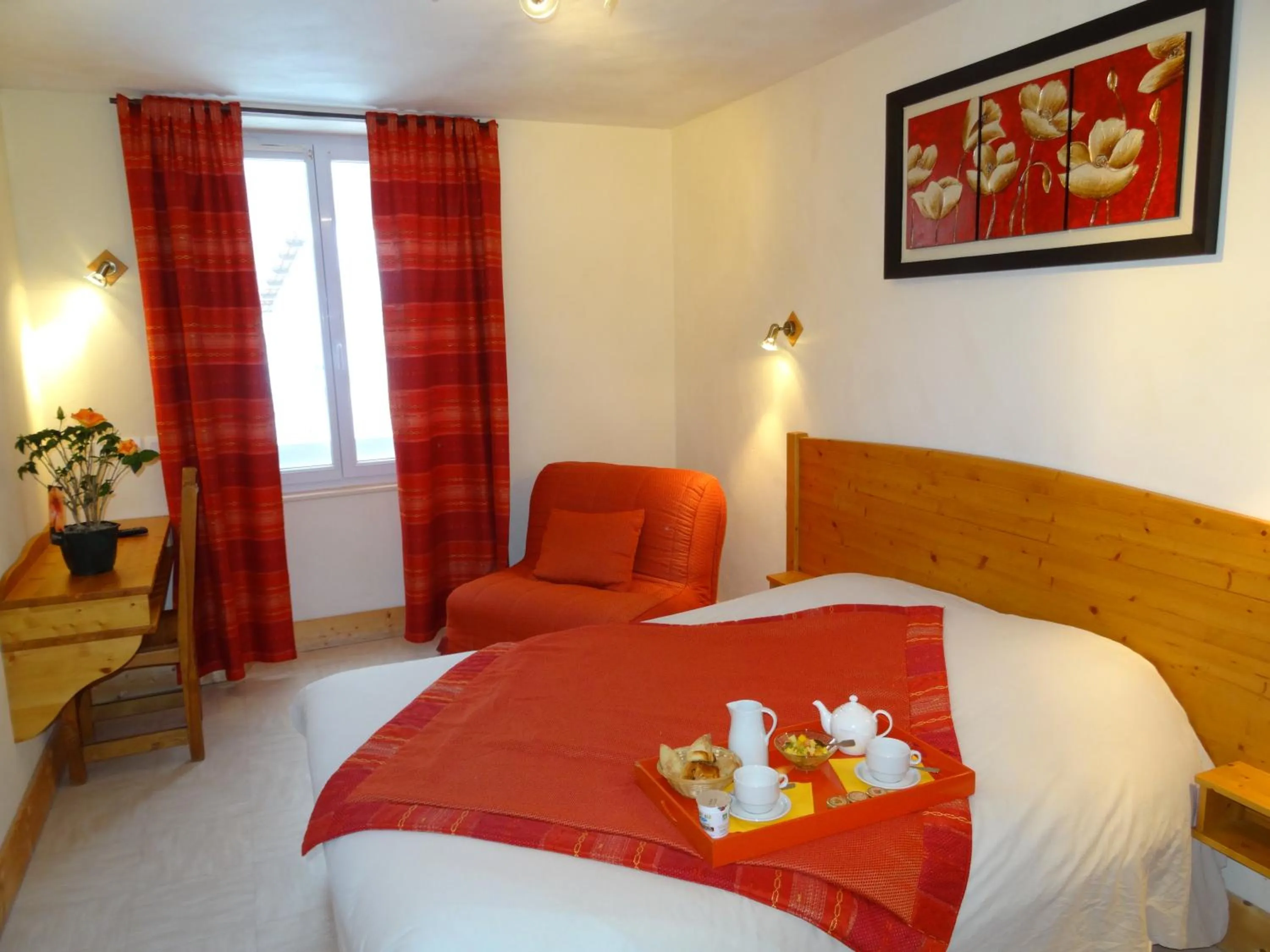 Bed in Hôtel Restaurant Les Alpins