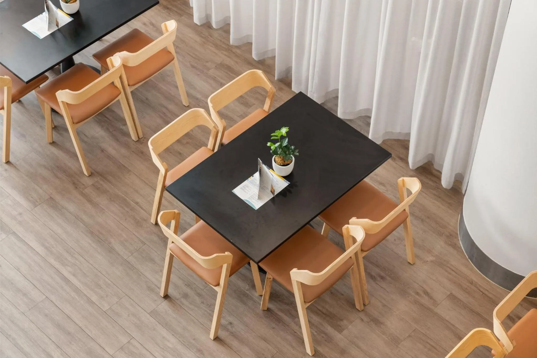 Restaurant/places to eat in Crowne Plaza Surfers Paradise by IHG