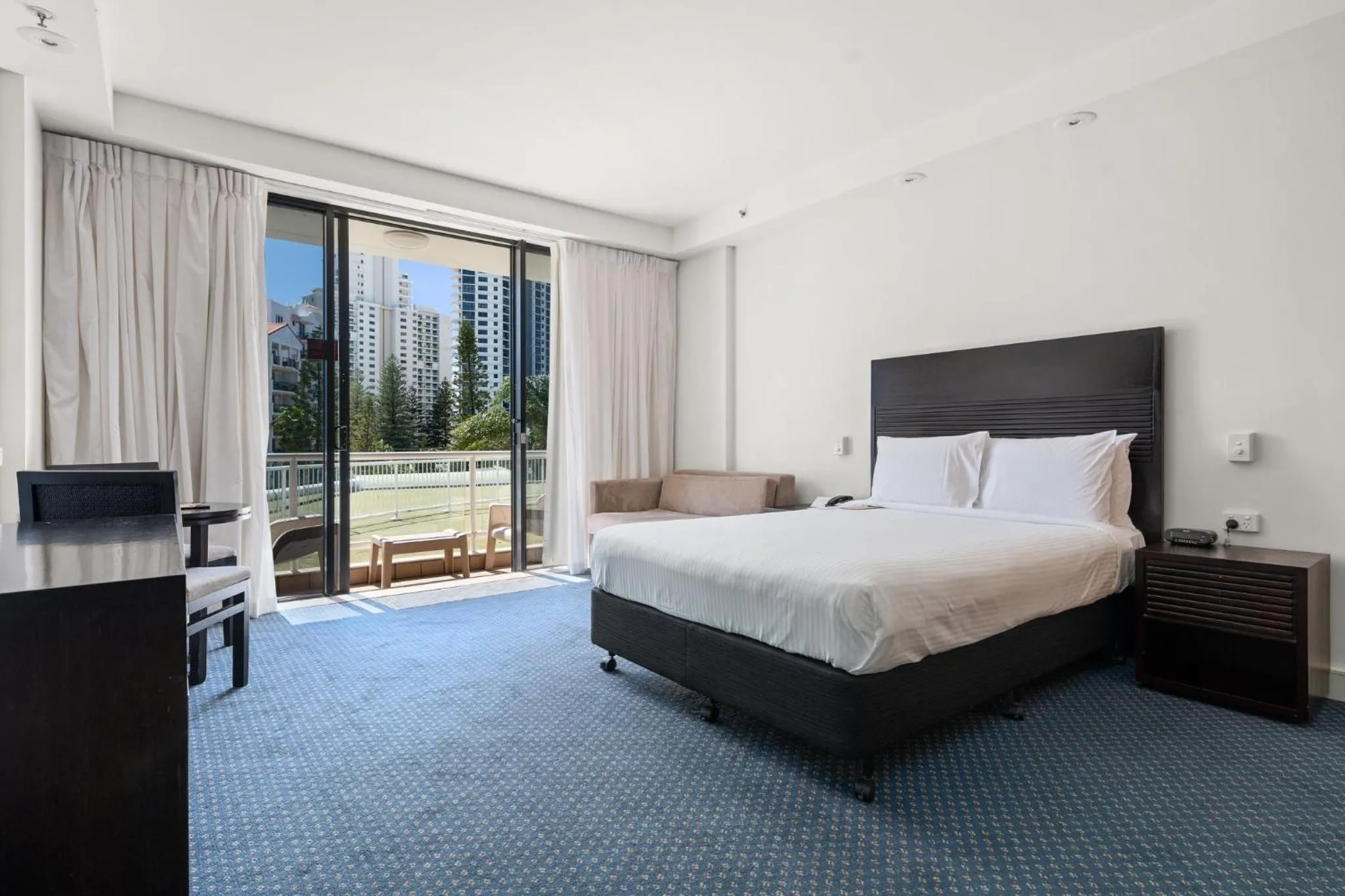 Photo of the whole room, Bed in Crowne Plaza Surfers Paradise by IHG
