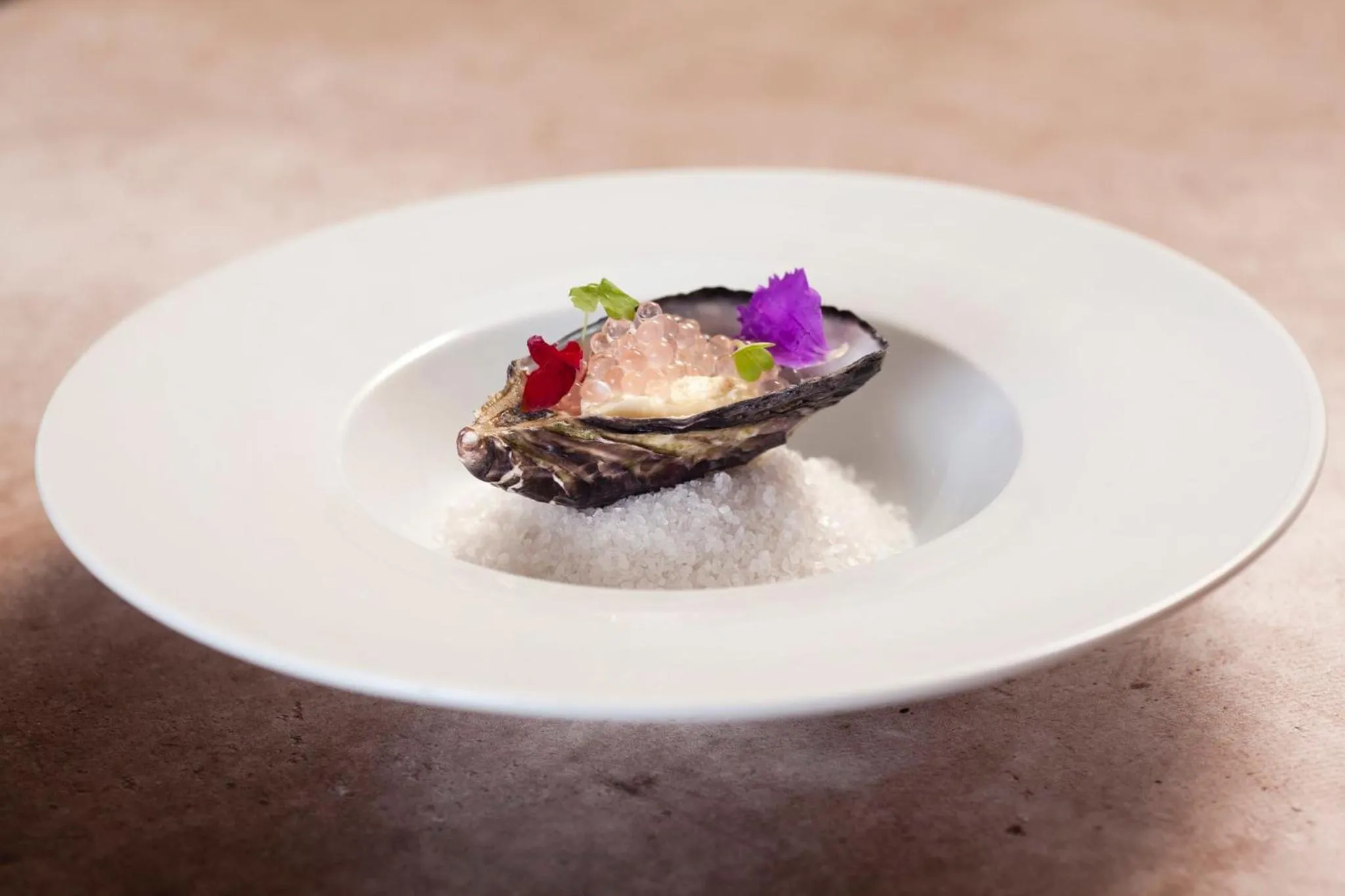 Restaurant/places to eat in Crowne Plaza Surfers Paradise by IHG