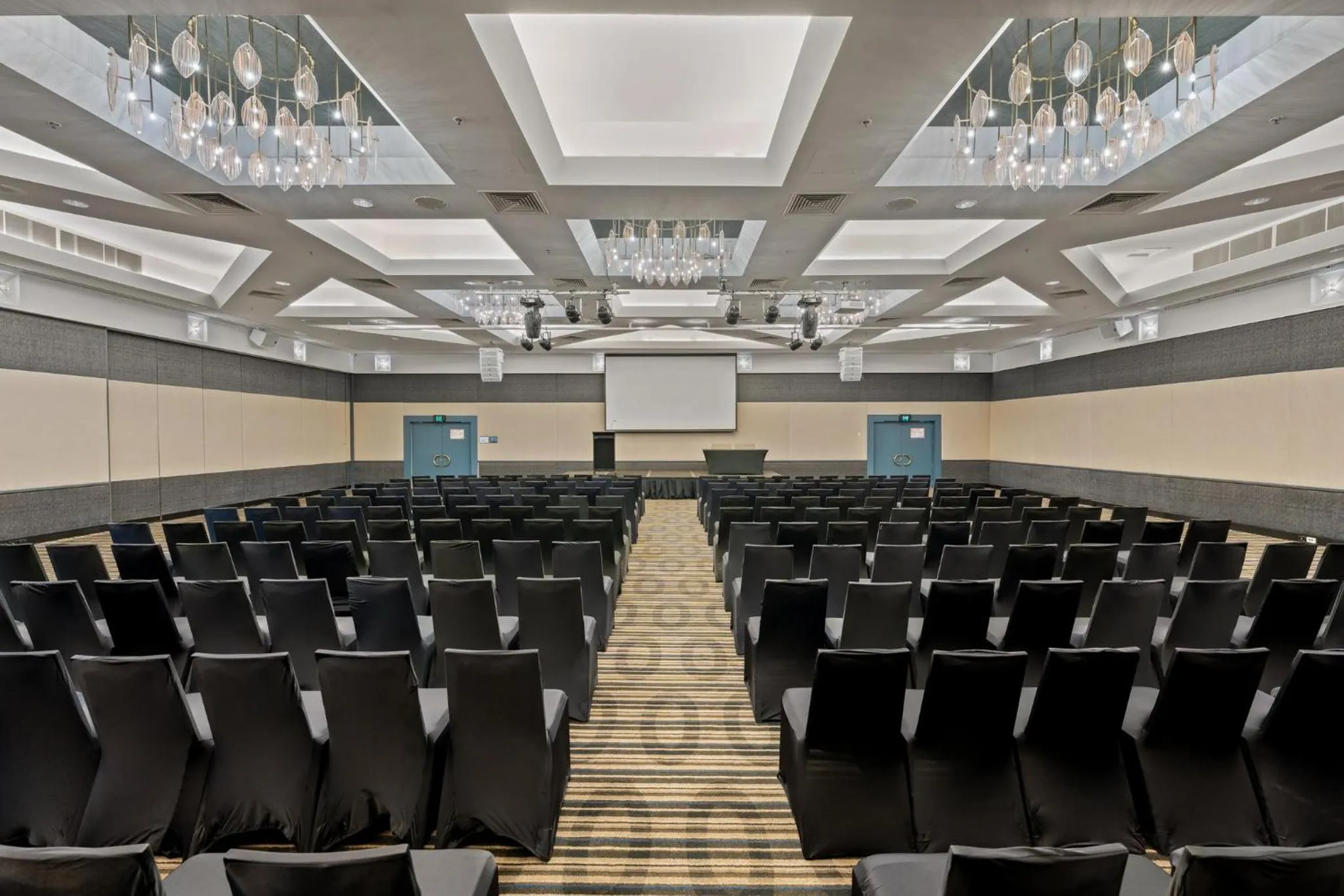 Banquet/Function facilities in Crowne Plaza Surfers Paradise by IHG