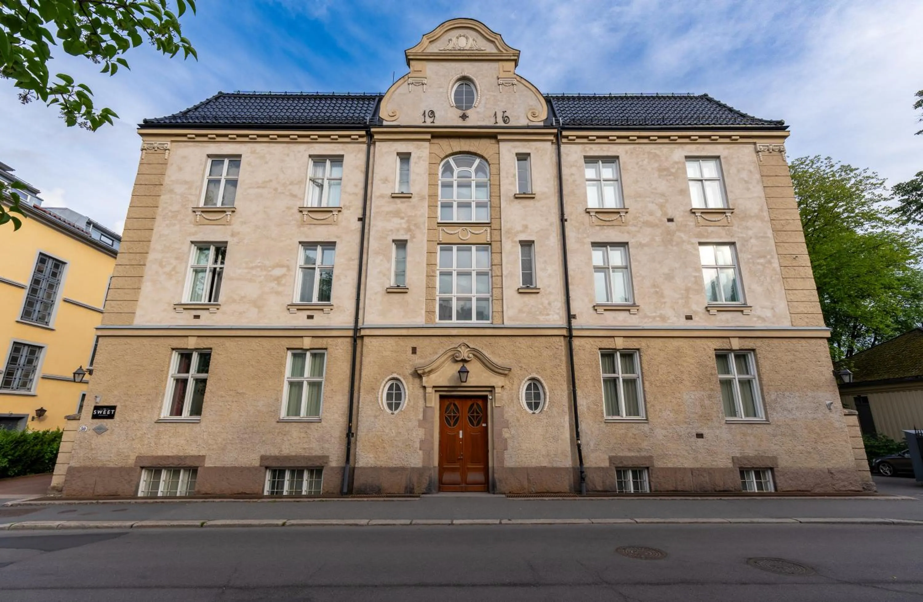 Property building in The Apartments Company - The Sweet