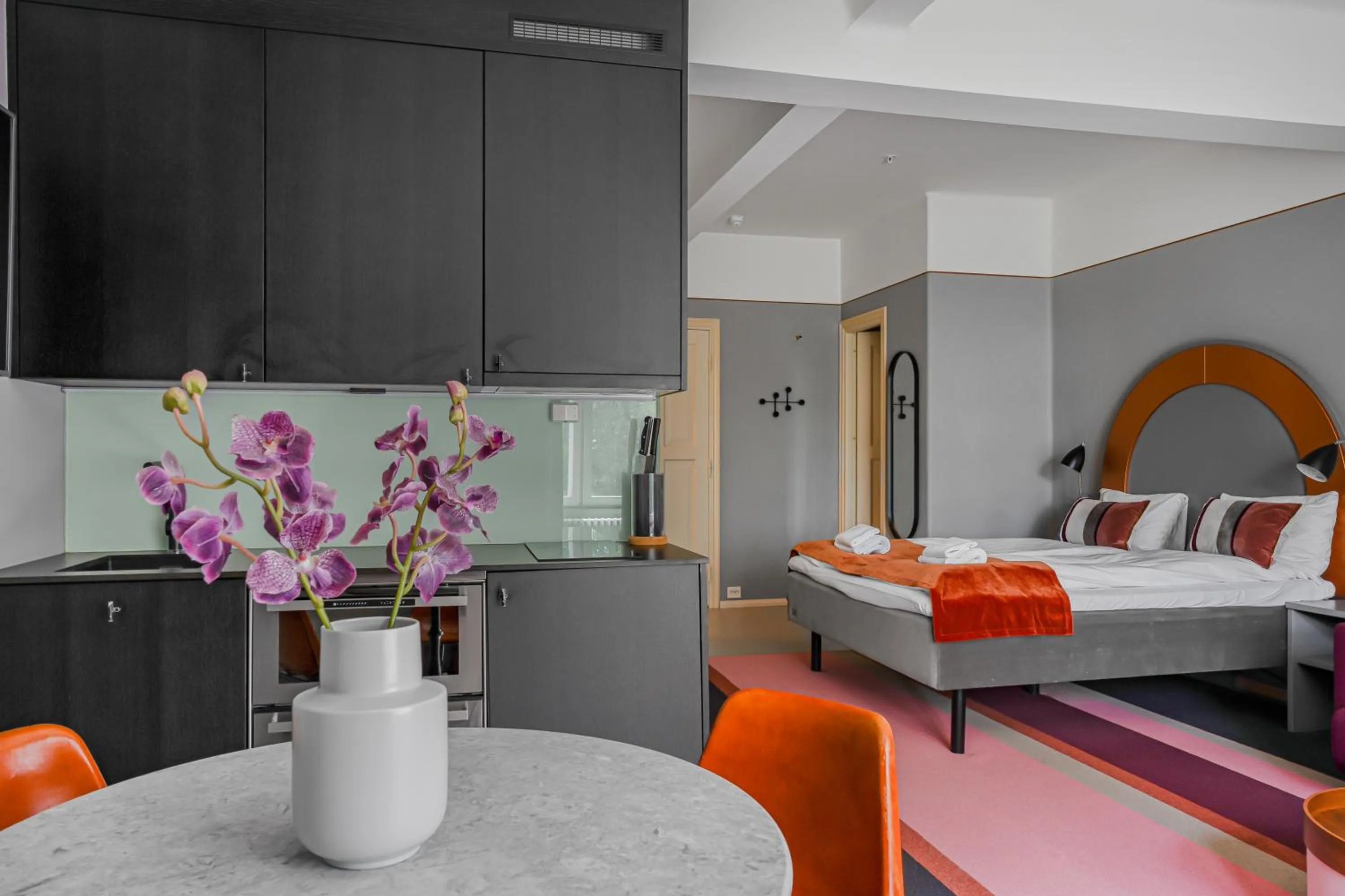 Living room, Bed in The Apartments Company - The Sweet