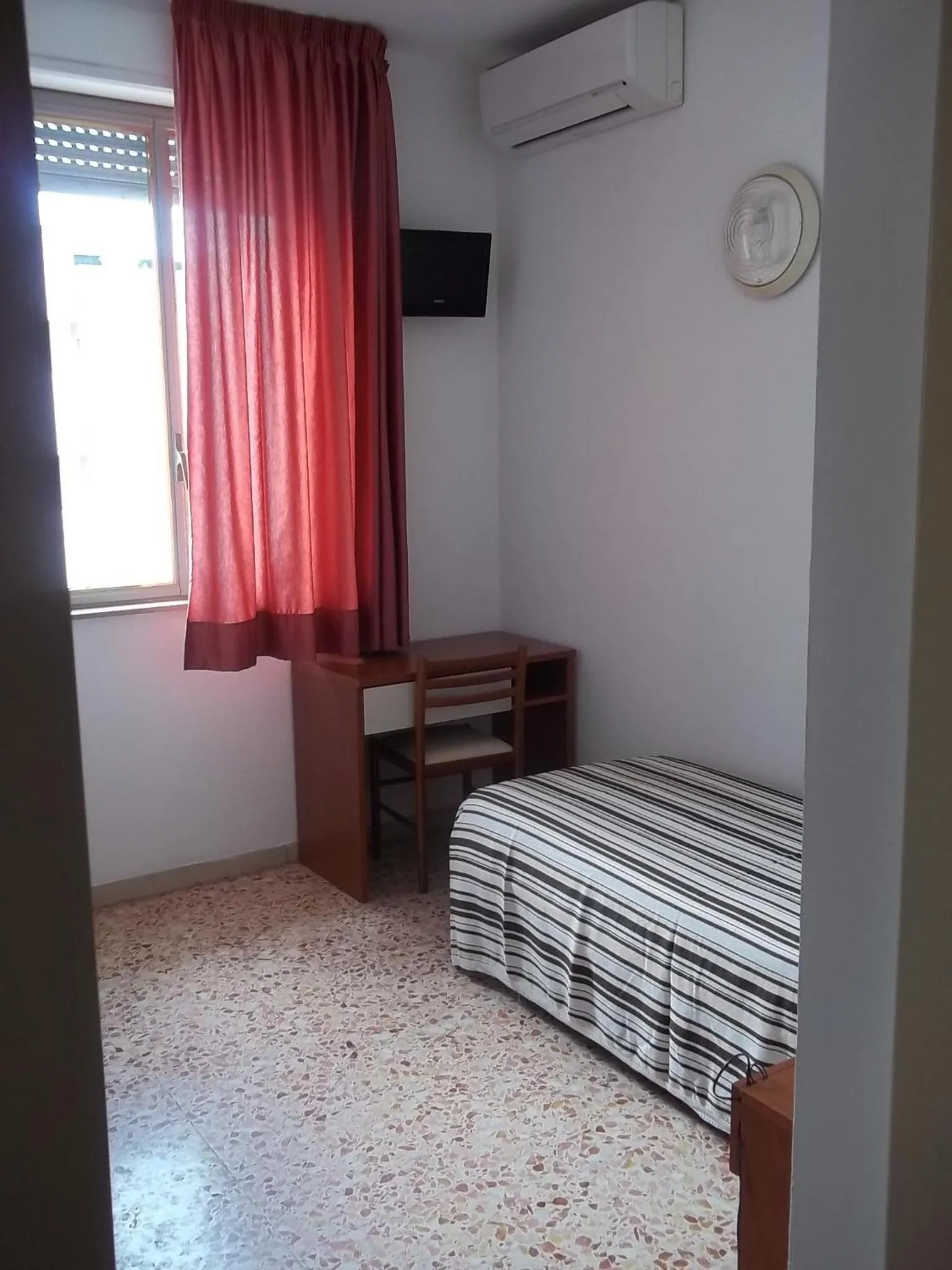 Bedroom, Bed in Hotel Italia