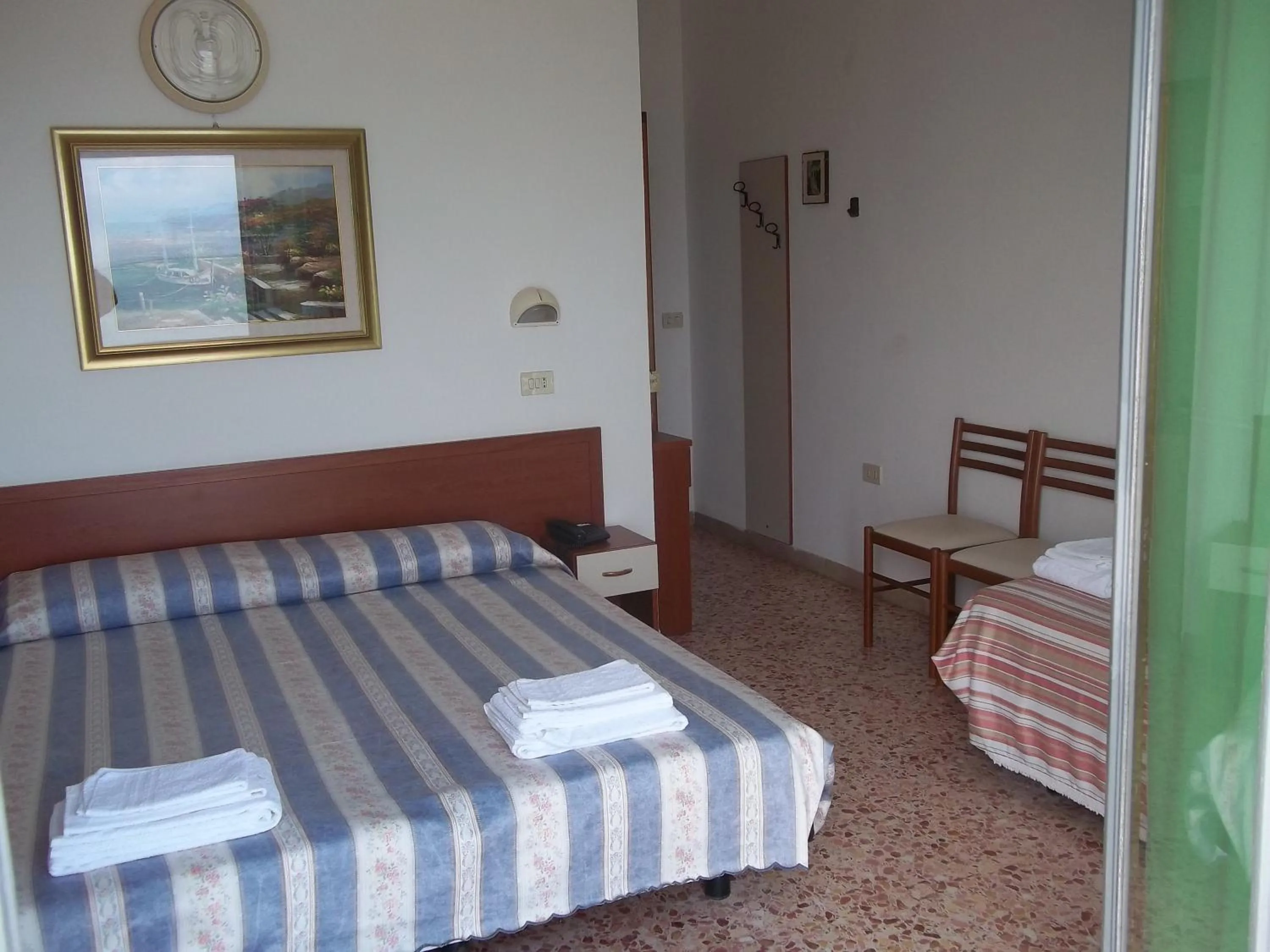 Bedroom, Bed in Hotel Italia