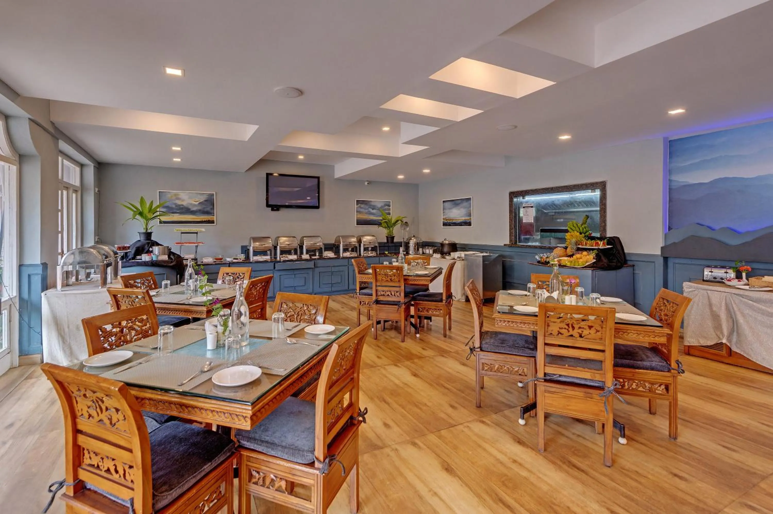 Restaurant/places to eat in JC Residency