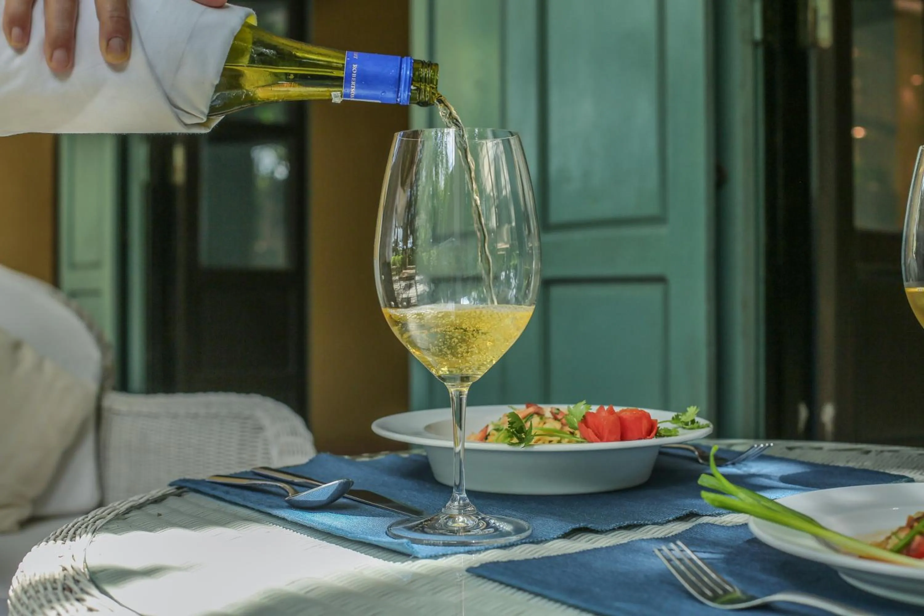 Dining area in The Apsara Rive Droite