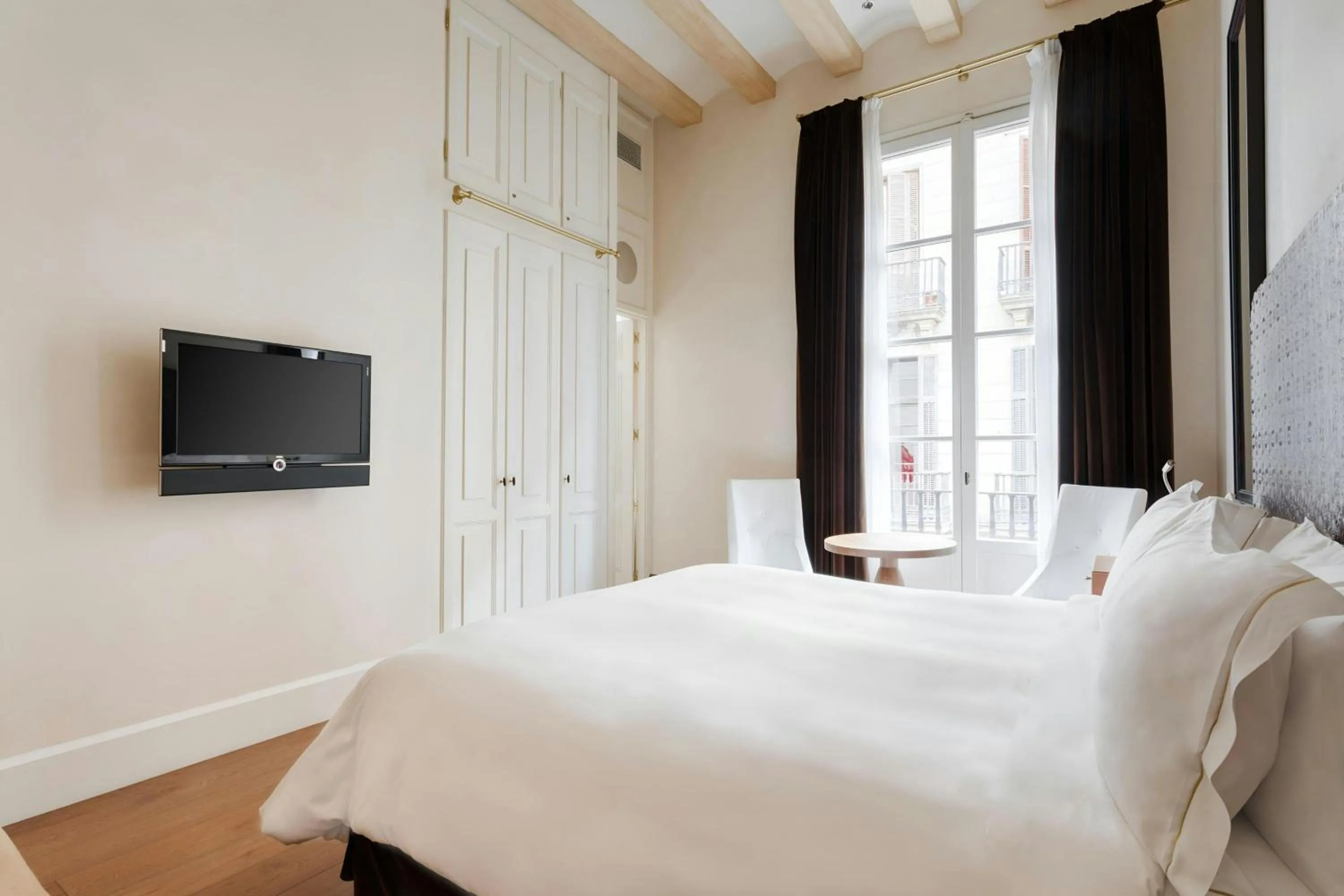 Bedroom, Bed in DO Plaça Reial Hotel Gothic Quarter, Sonder by Marriott Bonvoy