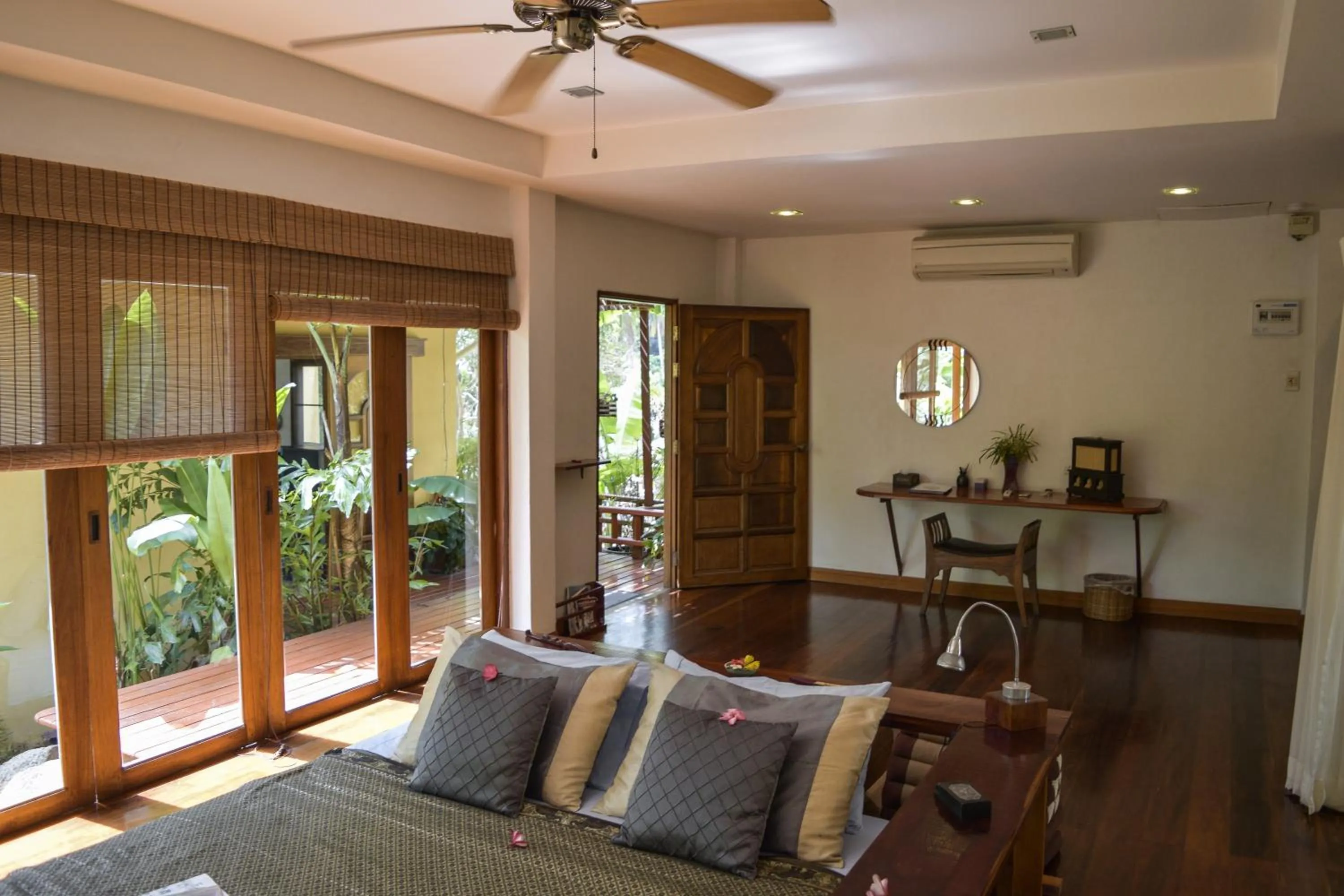 Bedroom in la Cigale