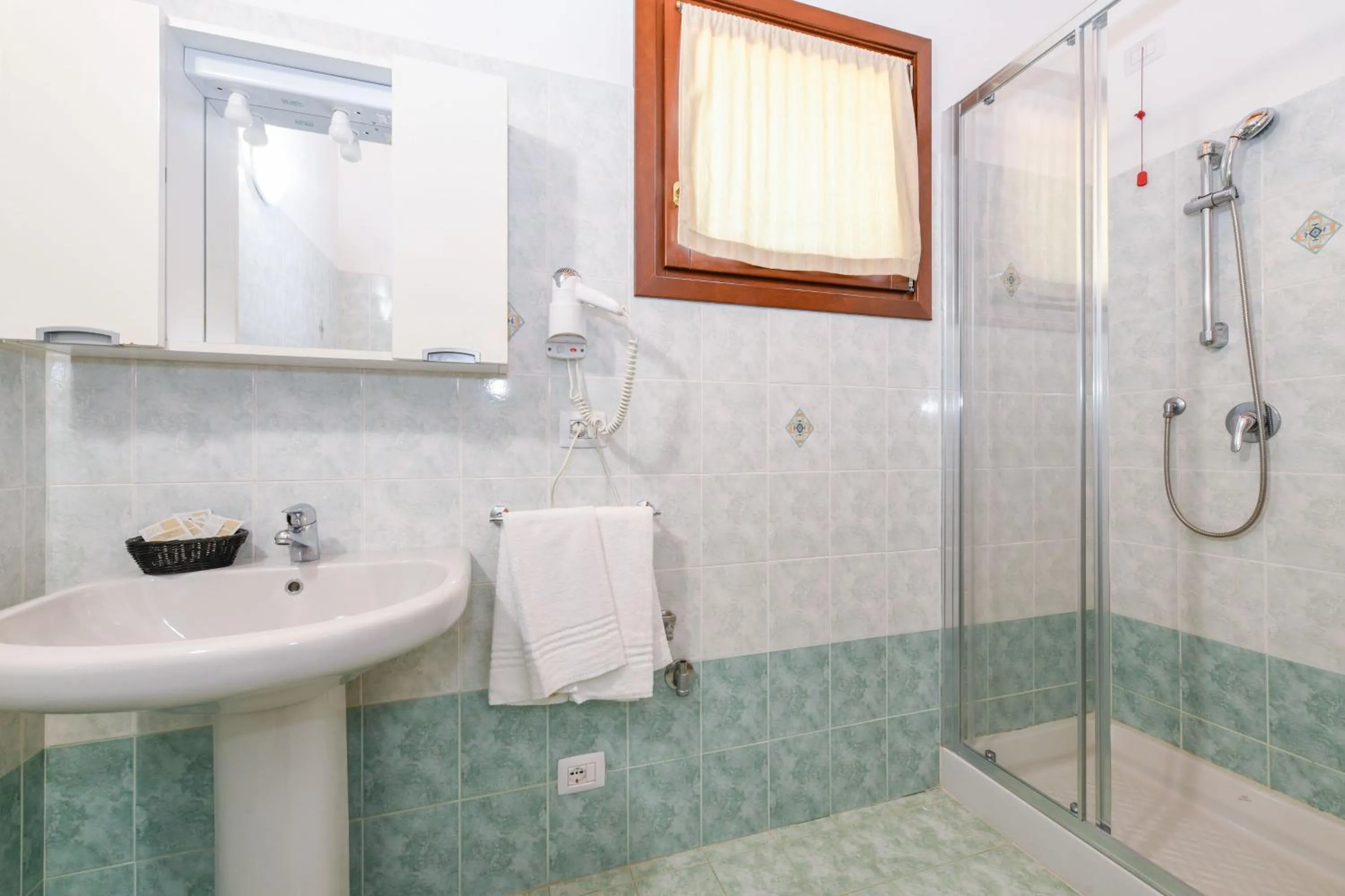 Shower in Residence Rta La Rosa delle Dolomiti