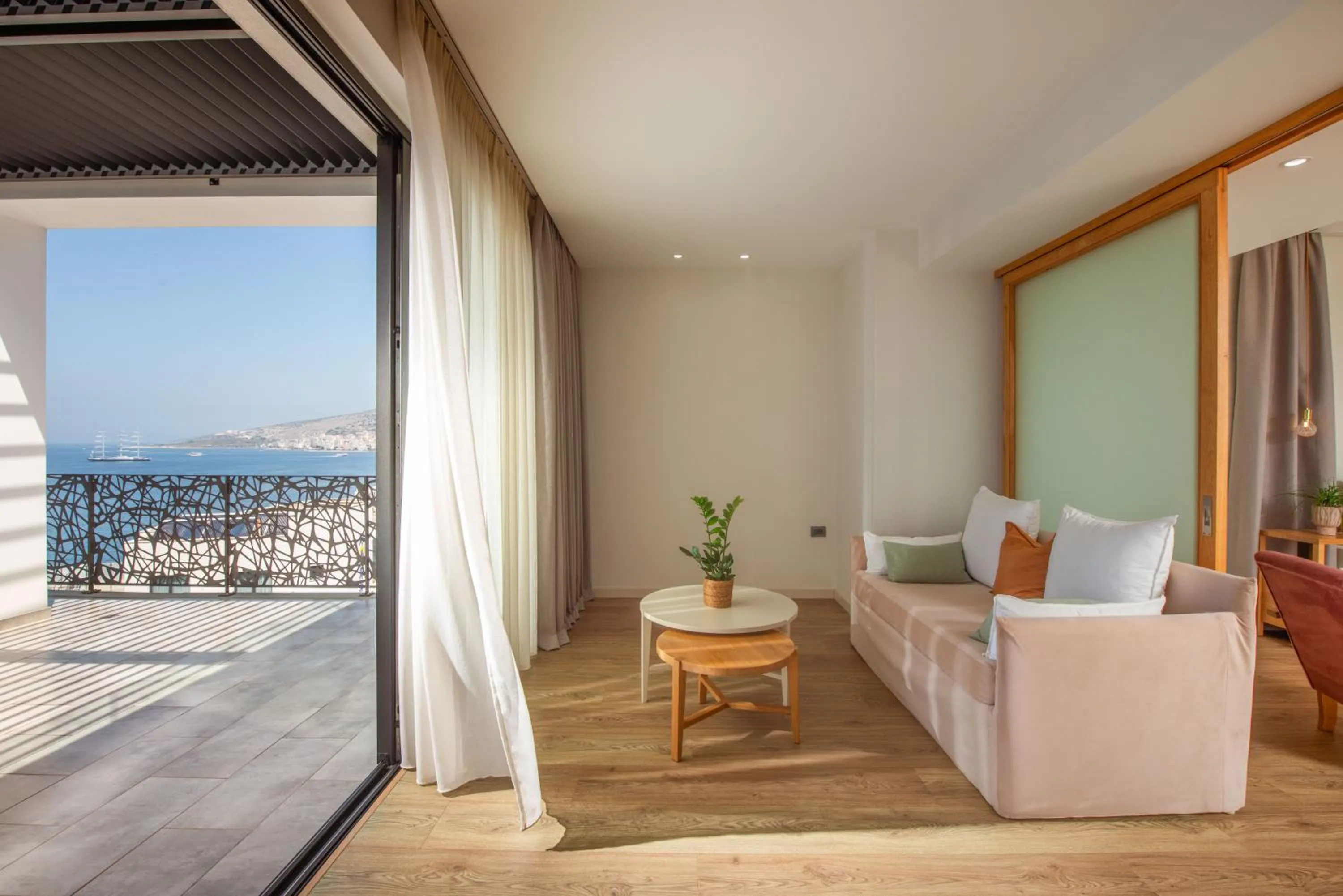 Balcony/Terrace in Glow Boutique Hotel & Suites