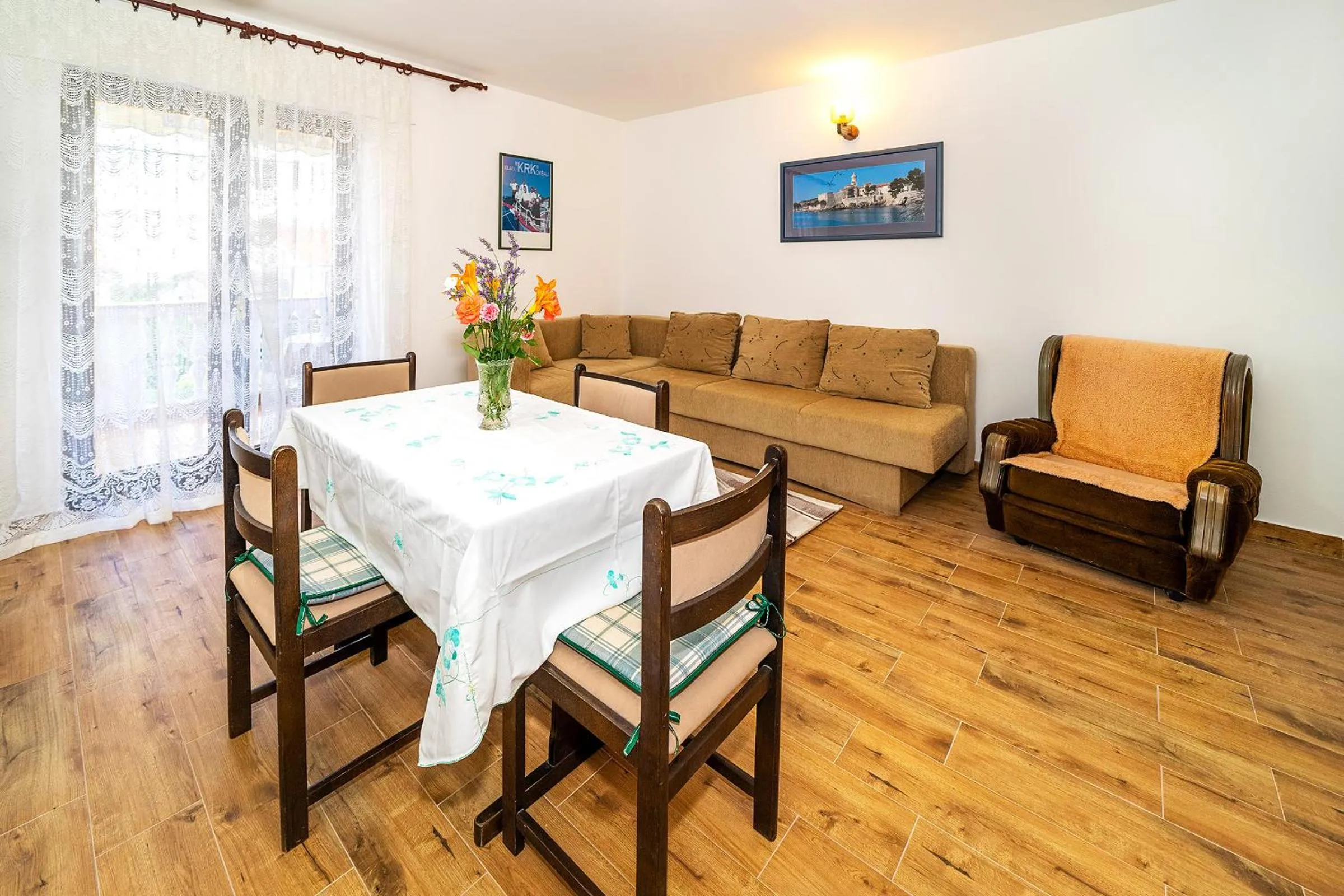 Apartments Jurina