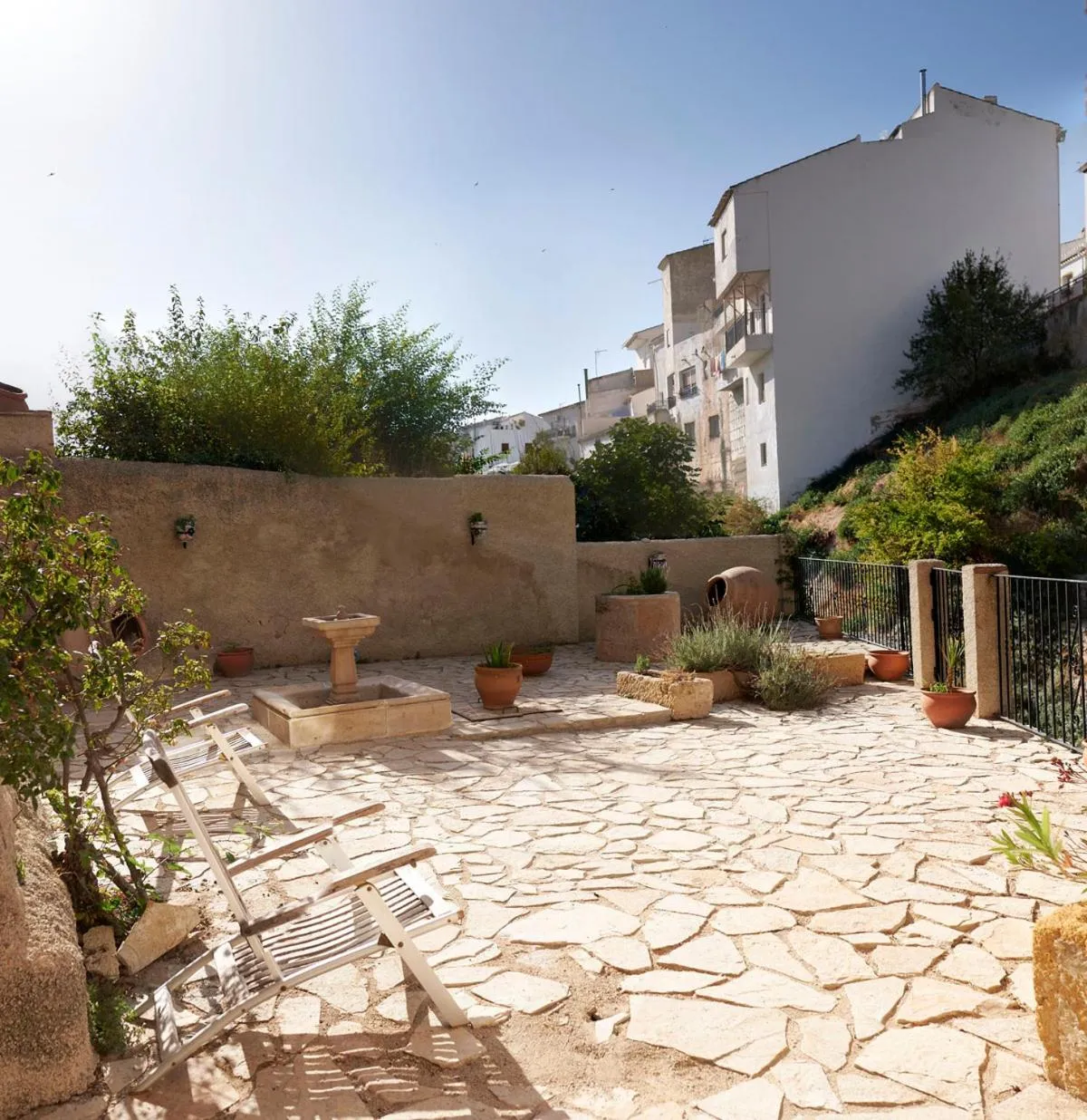 Property building in Hotel Casa de los Arcos