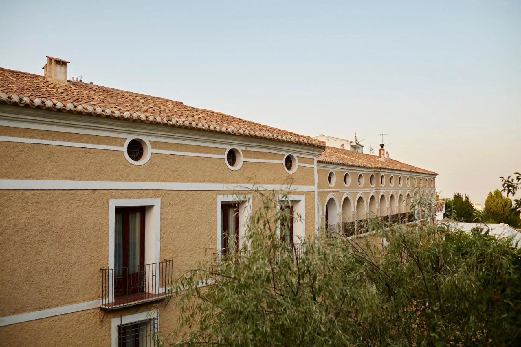 Property building in Hotel Casa de los Arcos