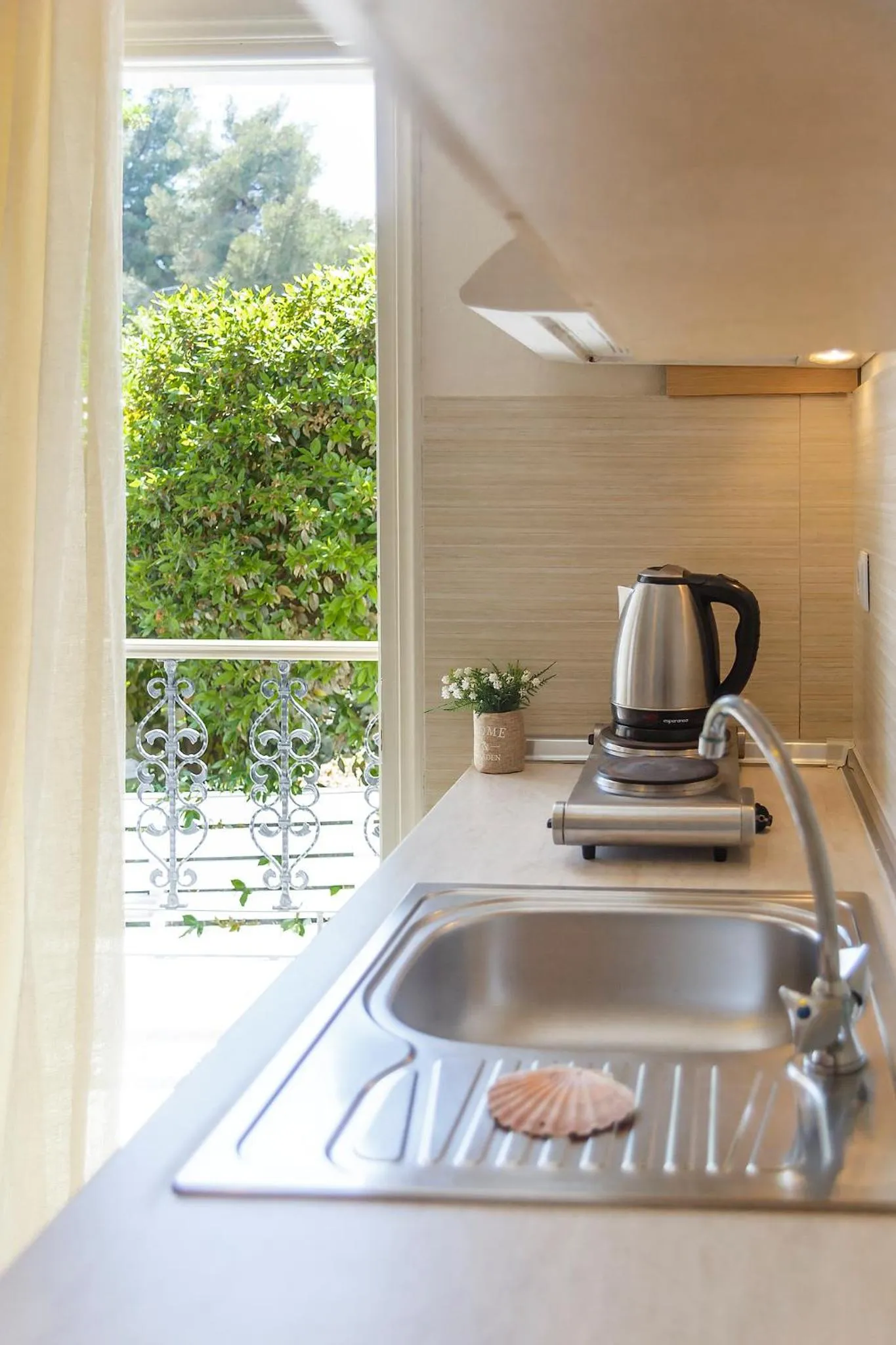 Anatoli Apartments Polichrono