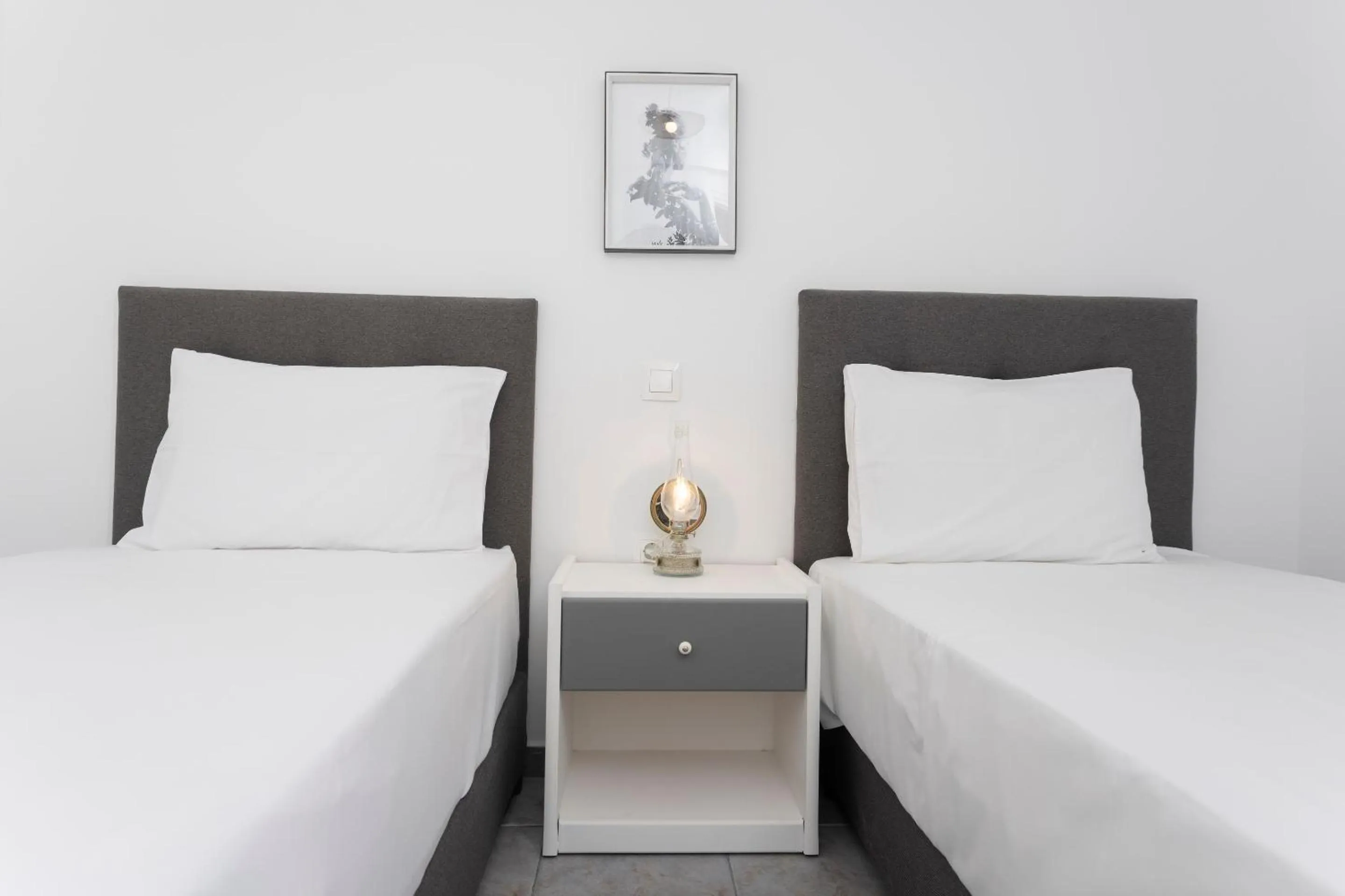 Bed in Anatoli Apartments Polichrono