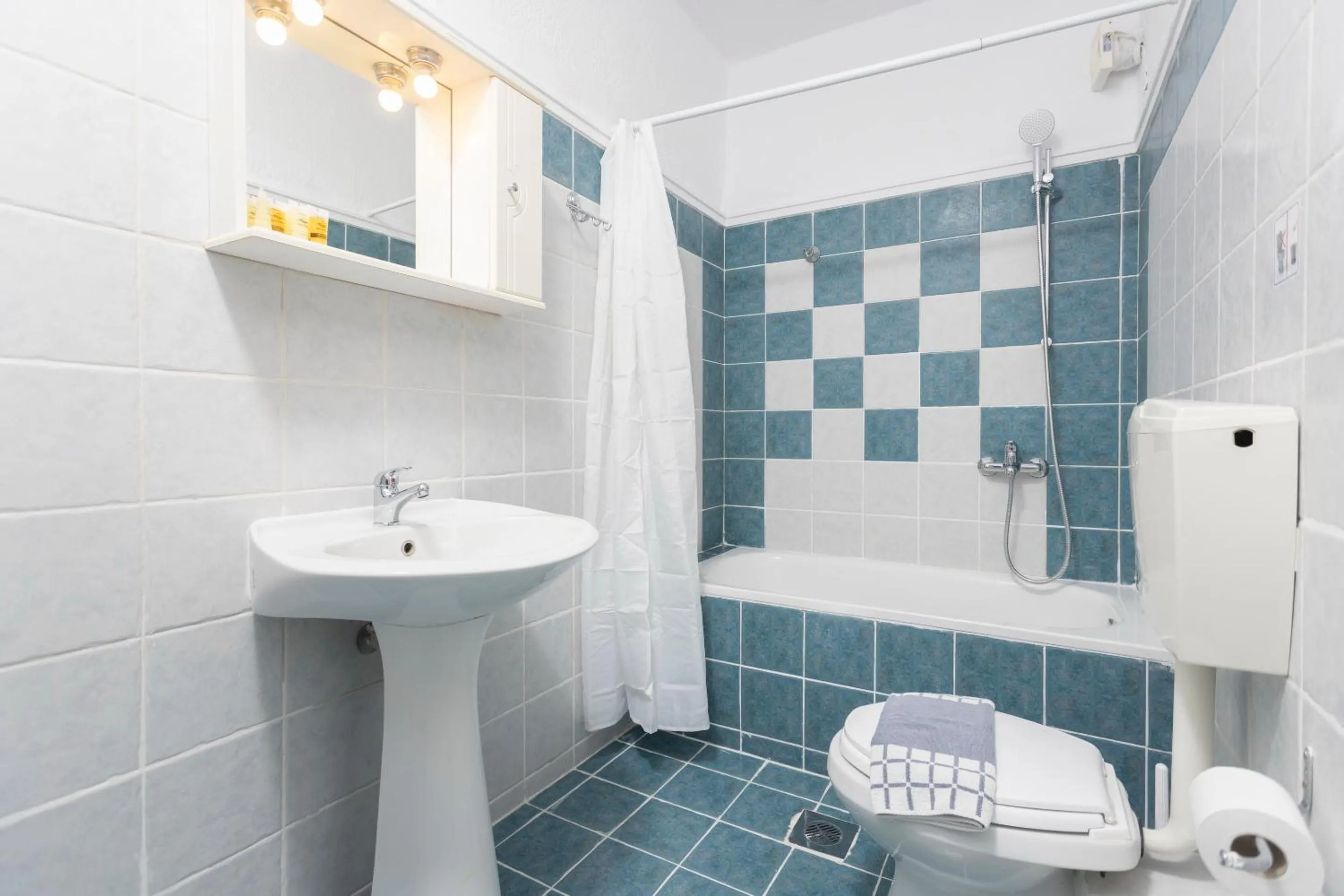 Anatoli Apartments Polichrono