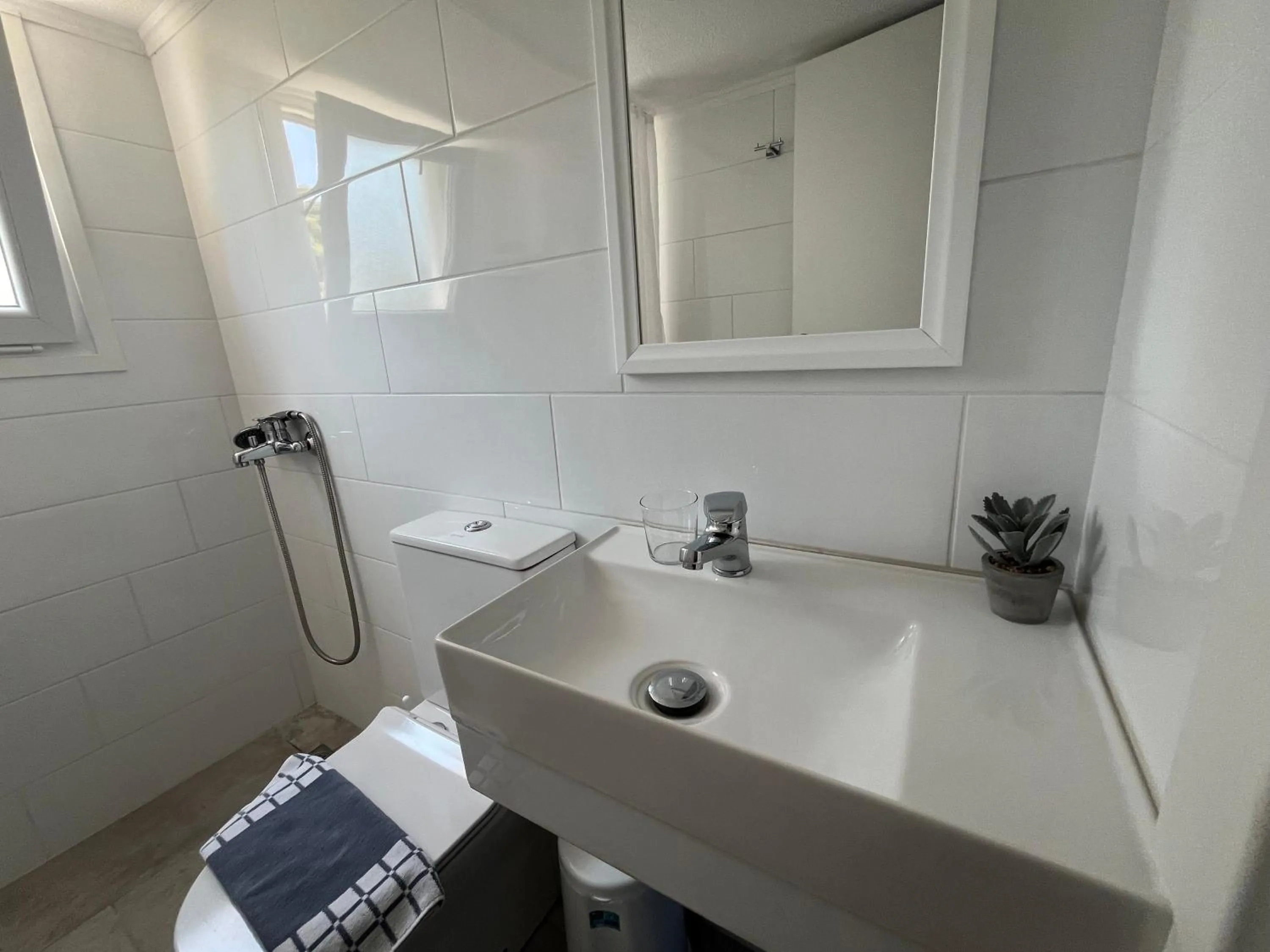 Anatoli Apartments Polichrono