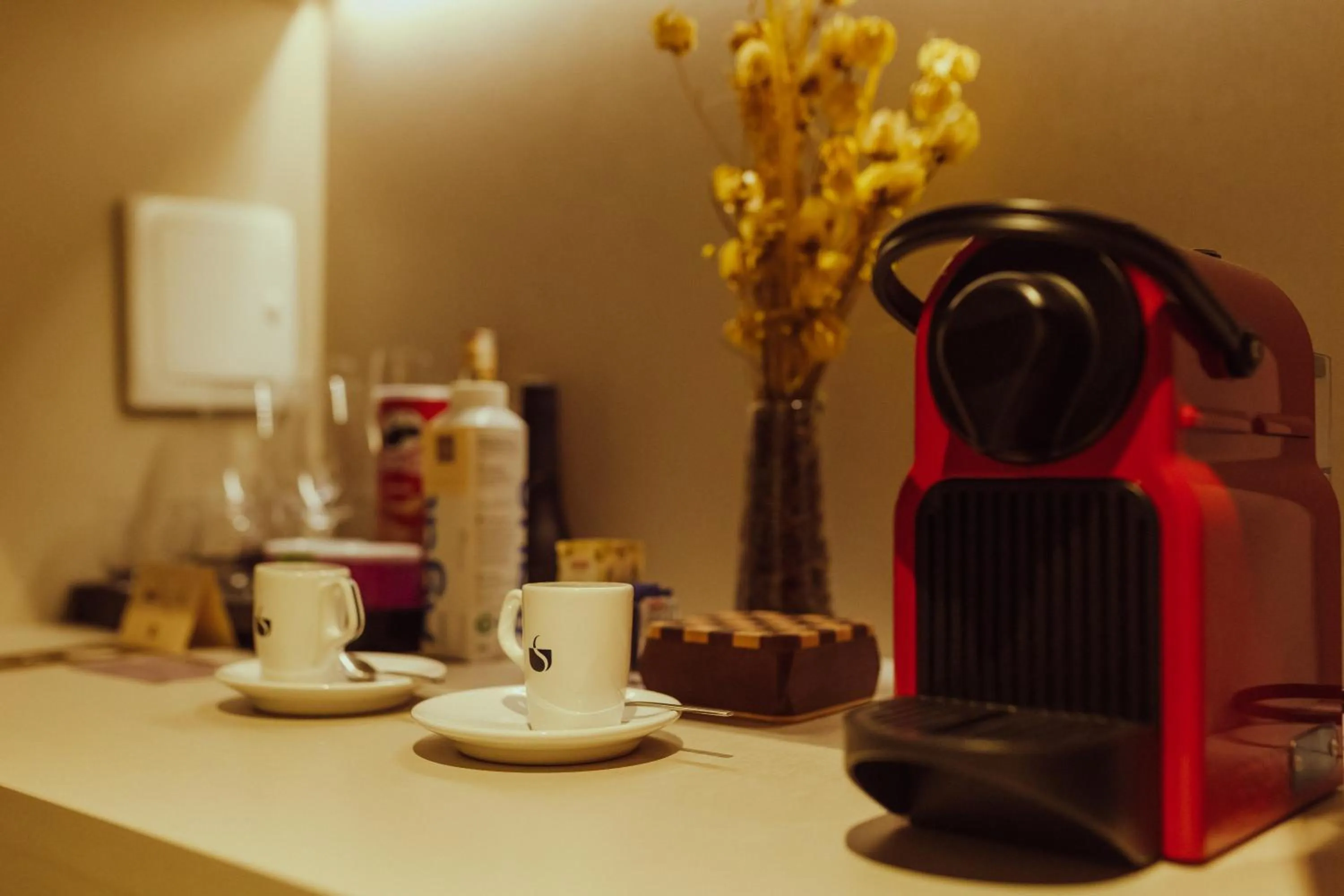 Coffee/tea facilities in LS Hotel