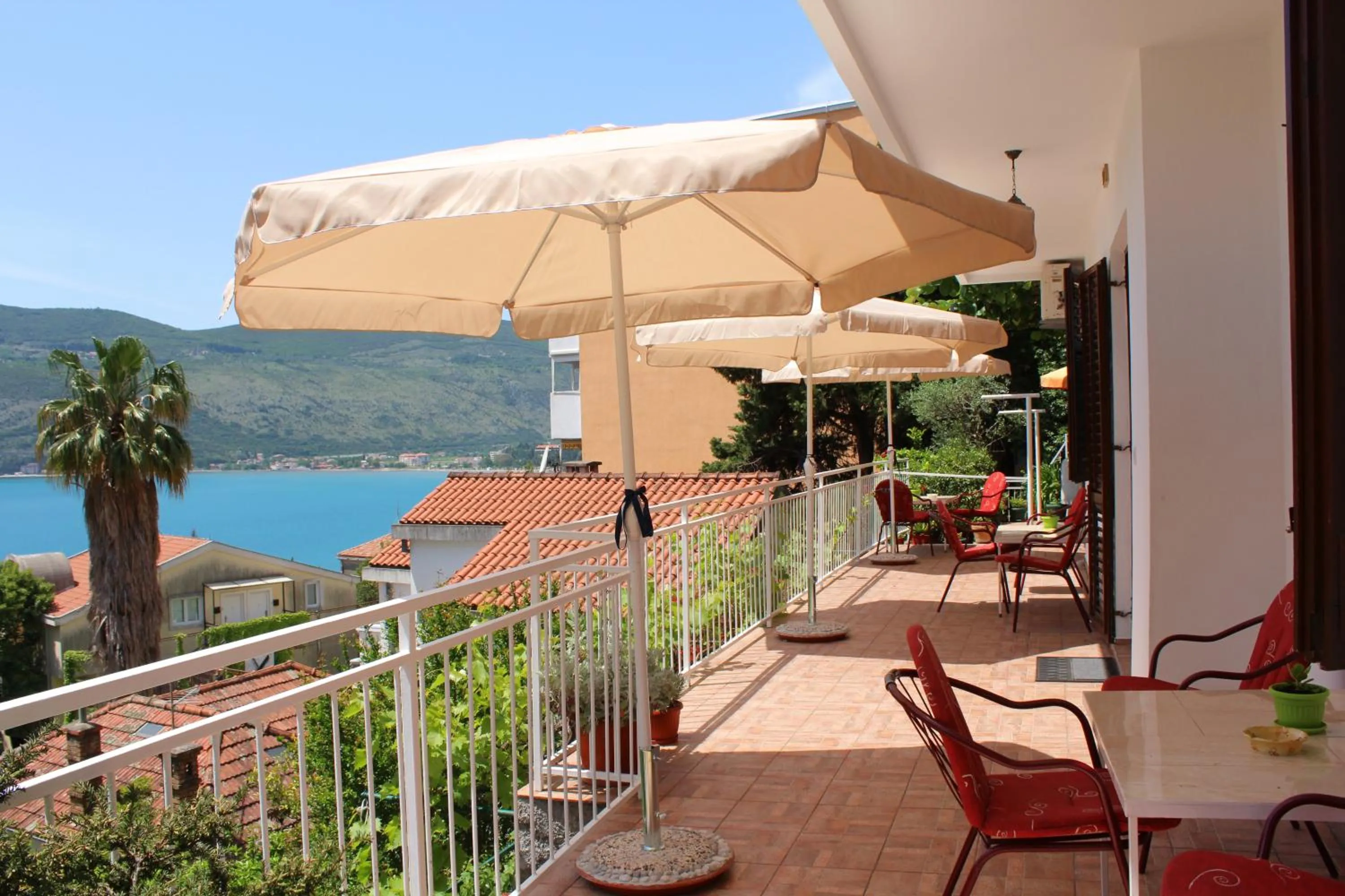 Spring in Guest House Tomanovic