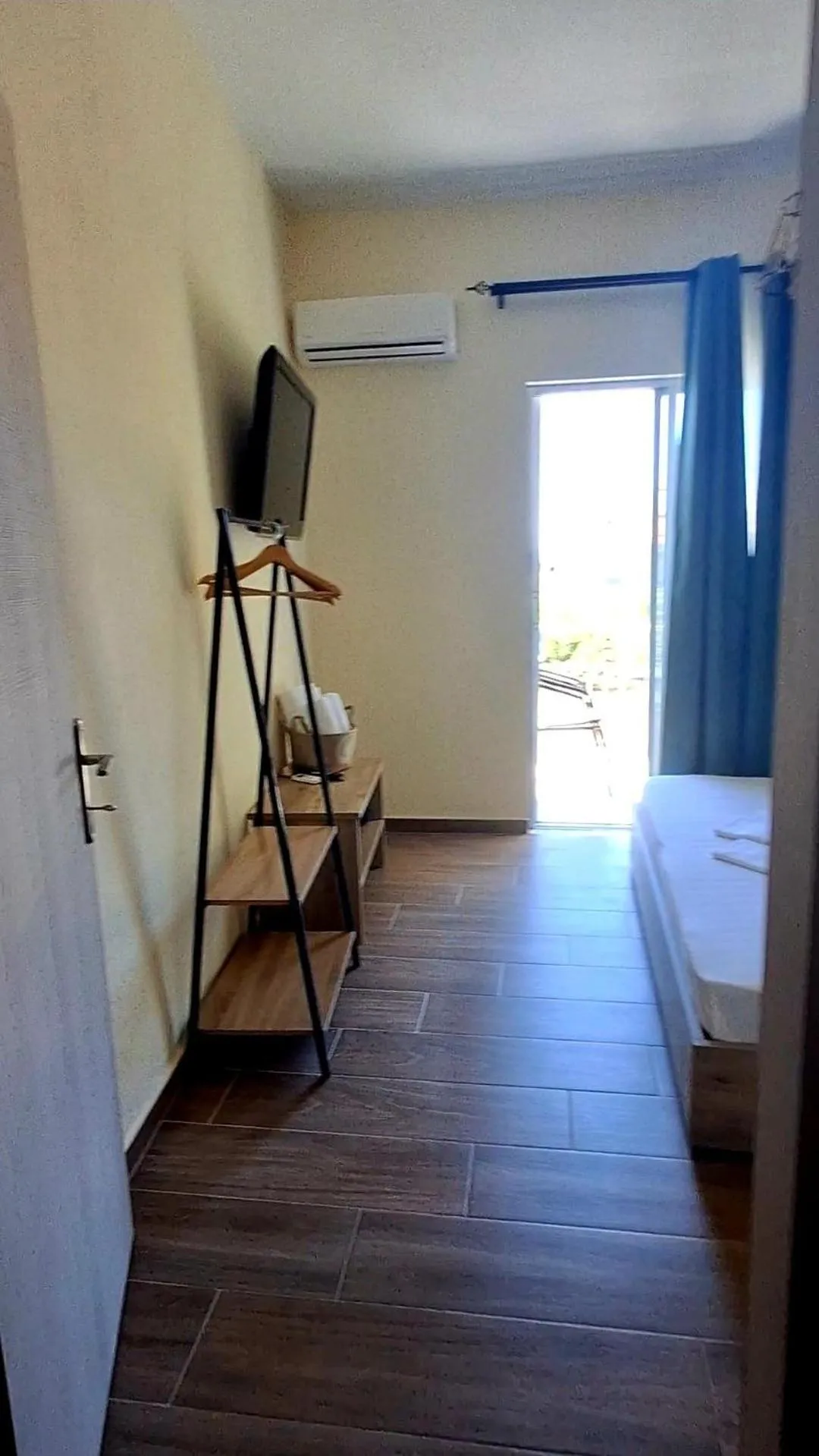 Bed in Aurora