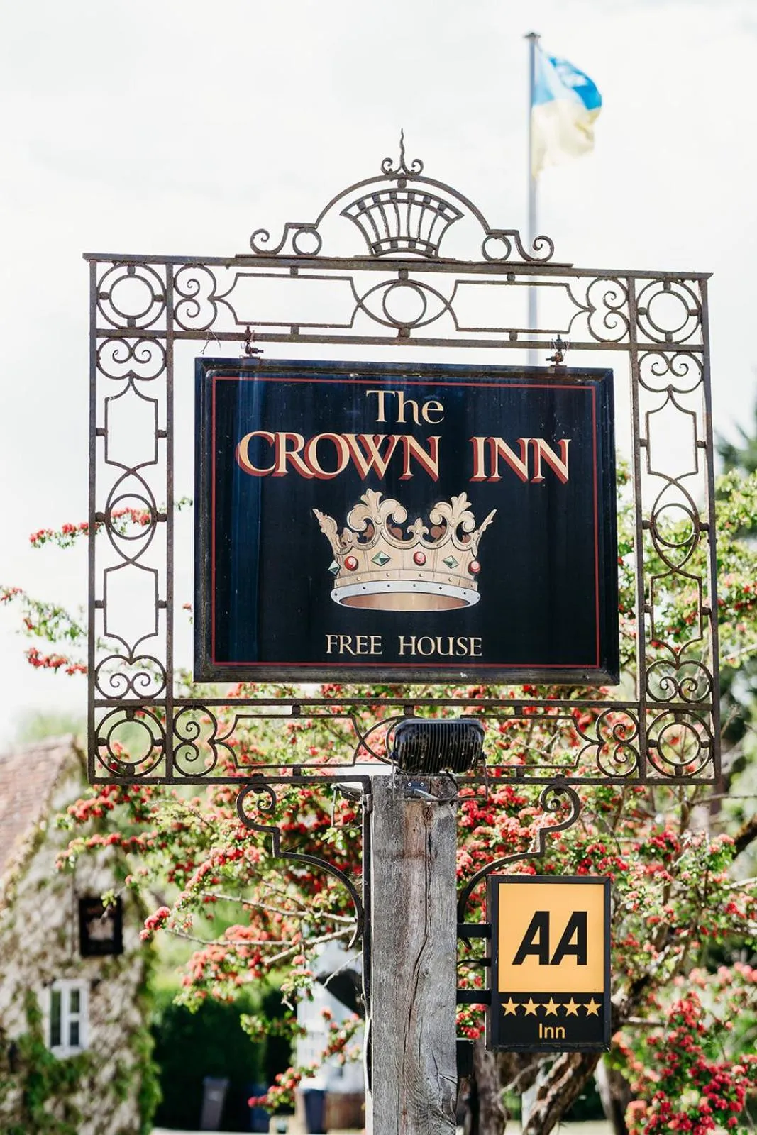 Property logo or sign in The Crown Inn